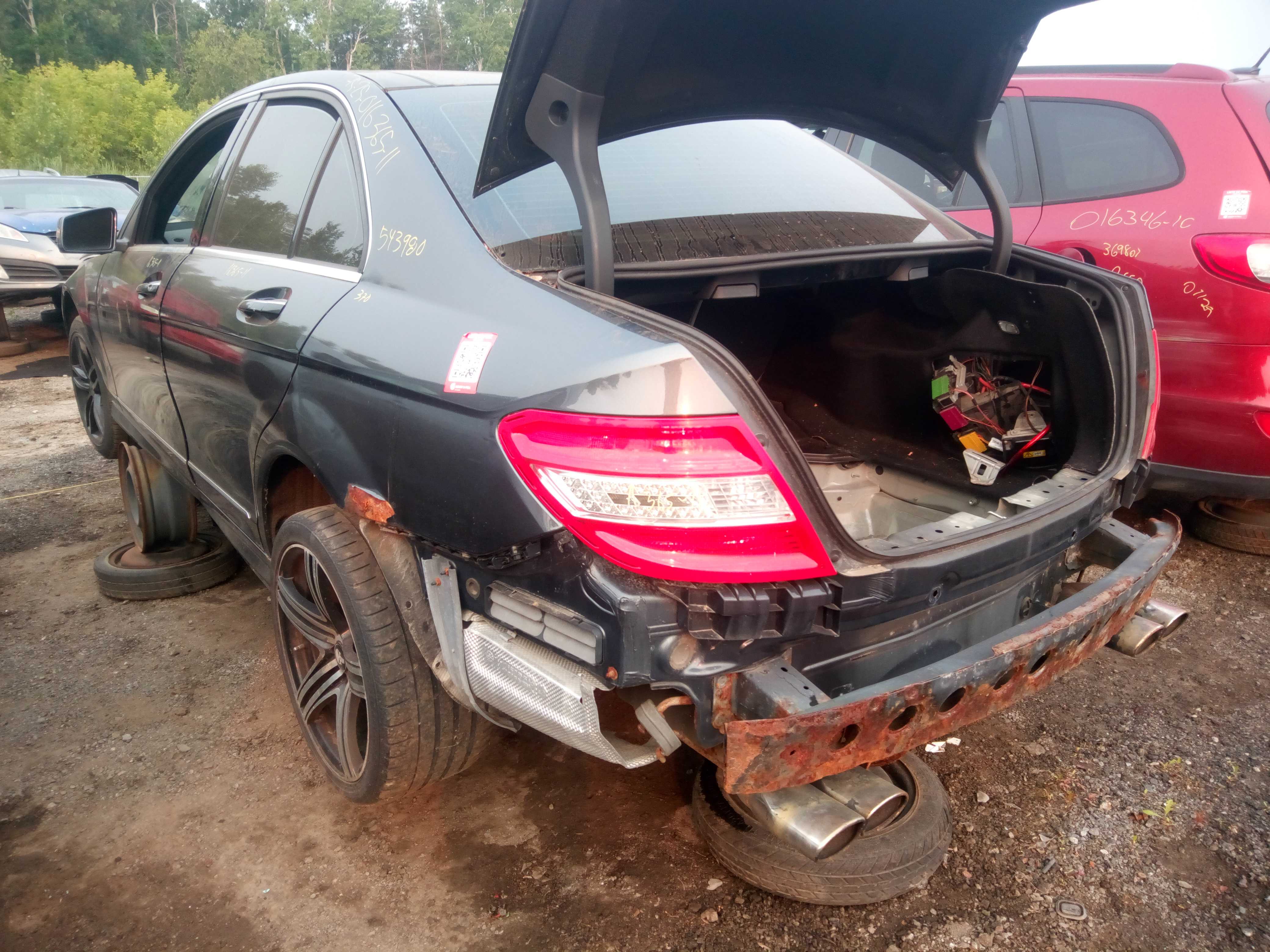 MERCEDES-BENZ C-CLASS 2011
