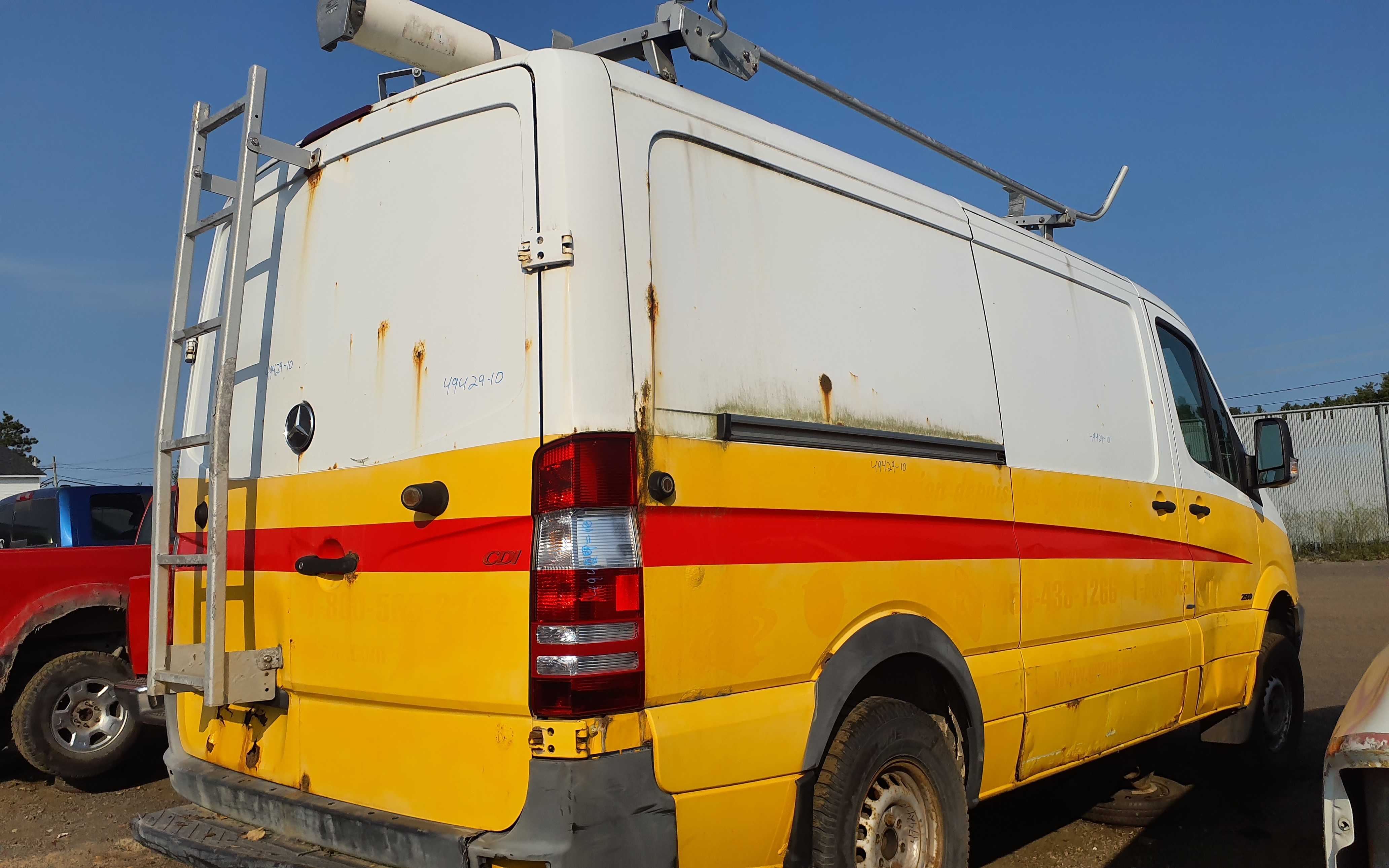 MERCEDES-BENZ SPRINTER CARGO VANS 2010