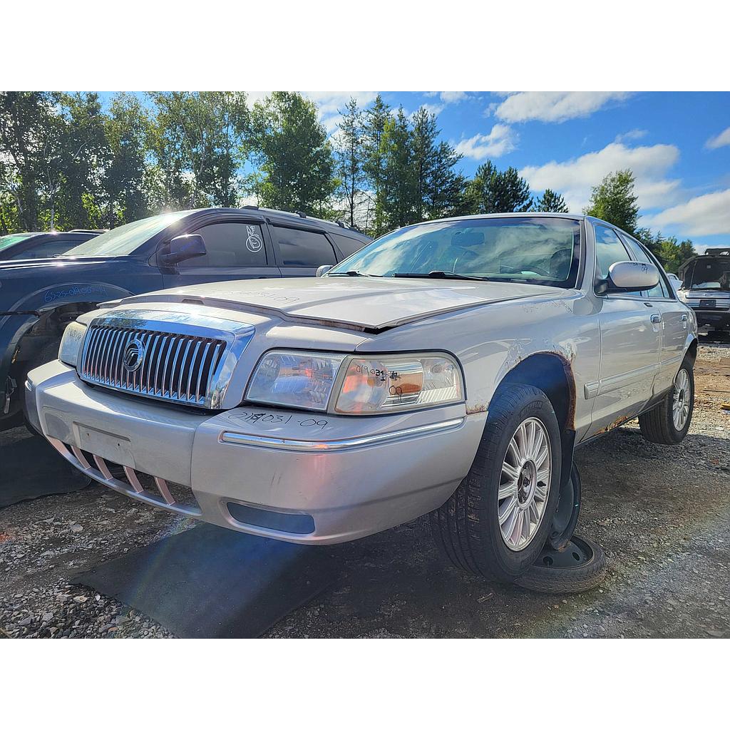 MERCURY GRAND MARQUIS 2009