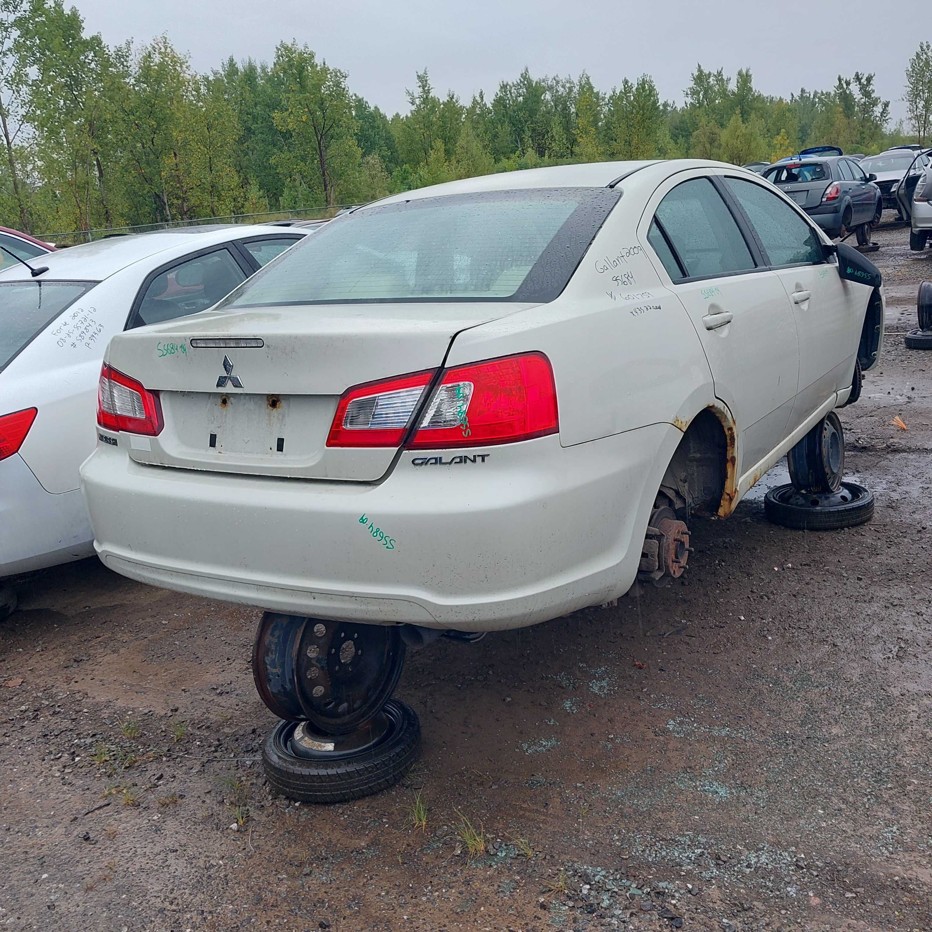 MITSUBISHI GALANT 2009