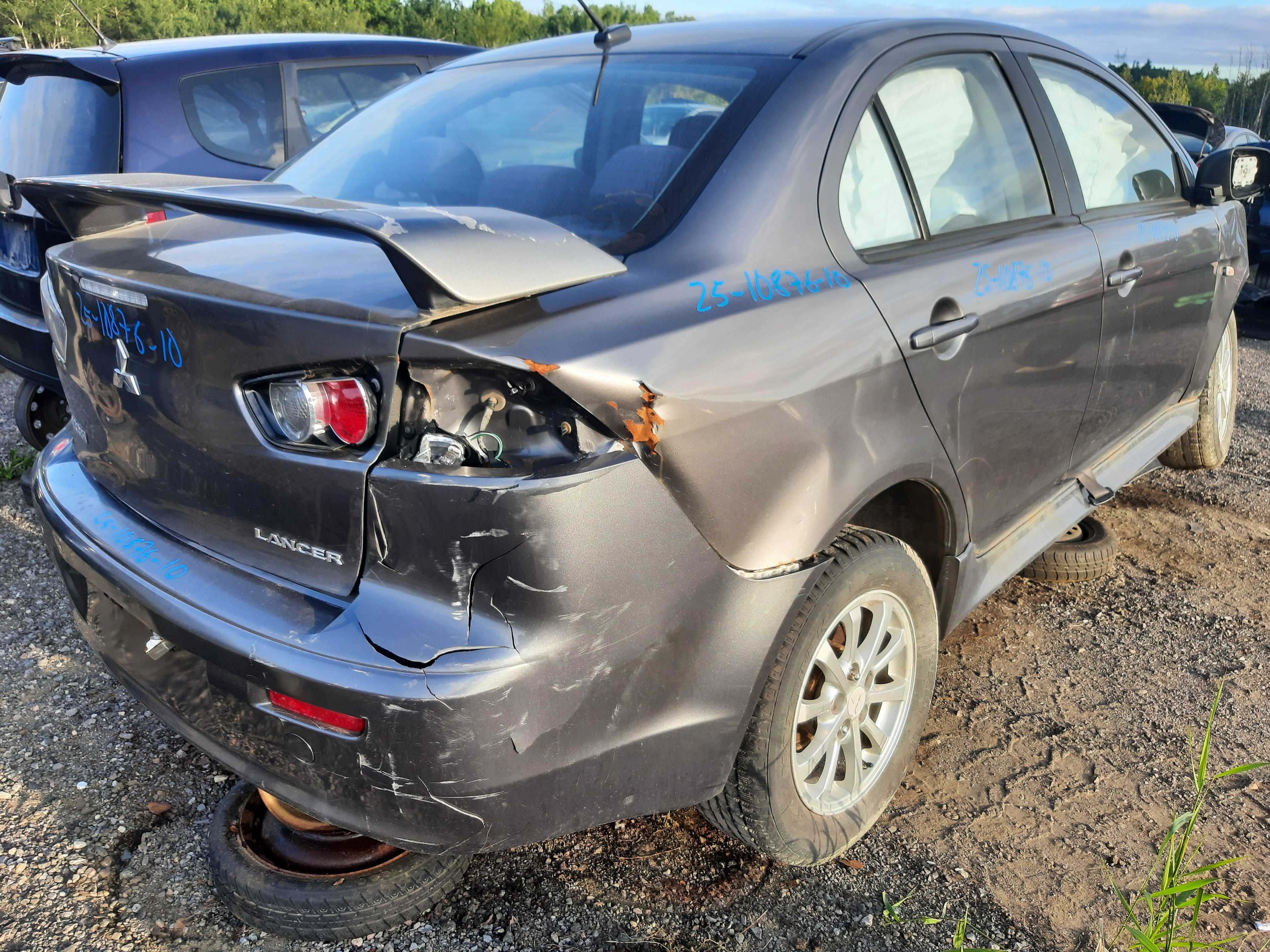 MITSUBISHI LANCER 2010