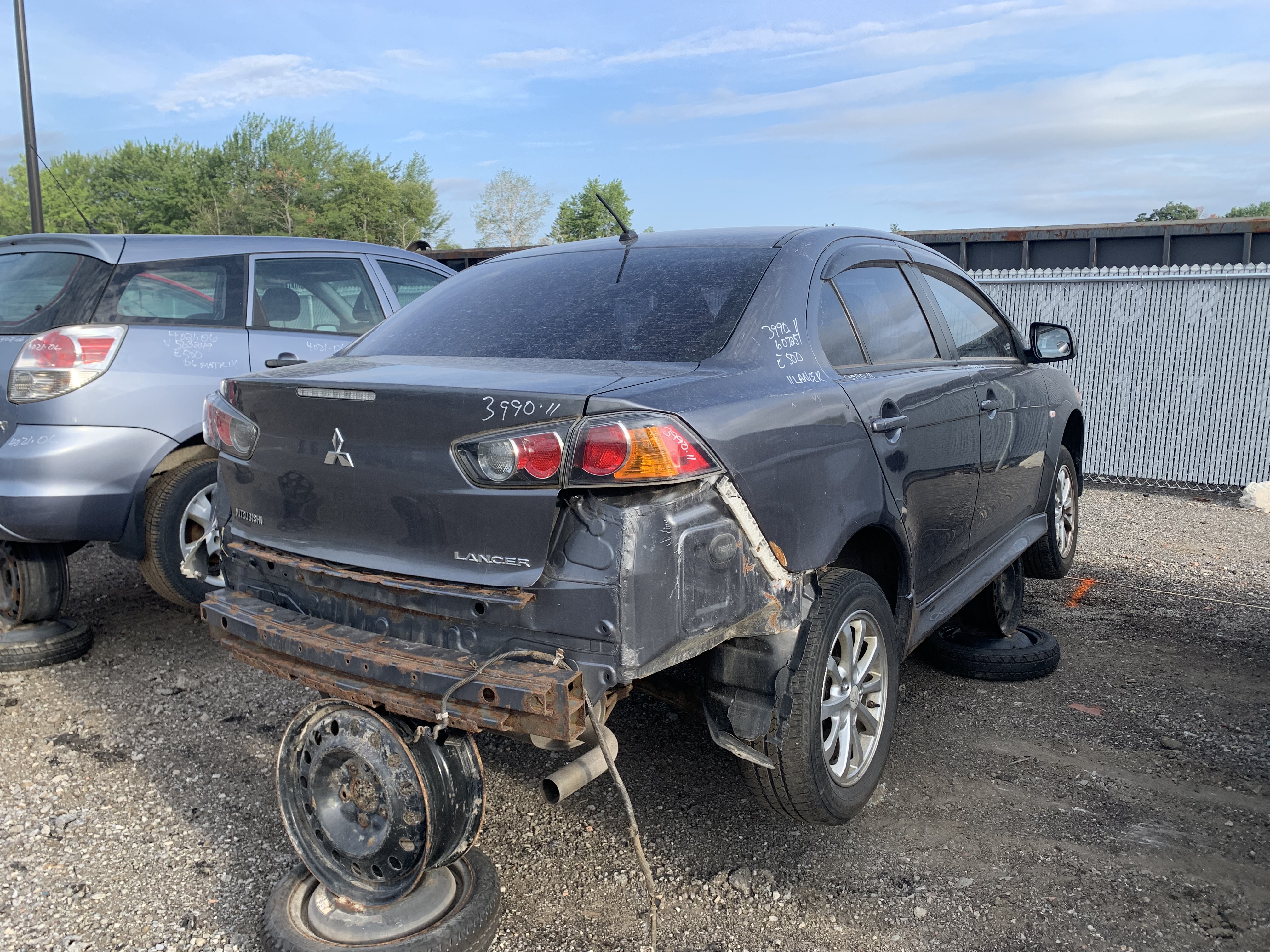 MITSUBISHI LANCER 2011