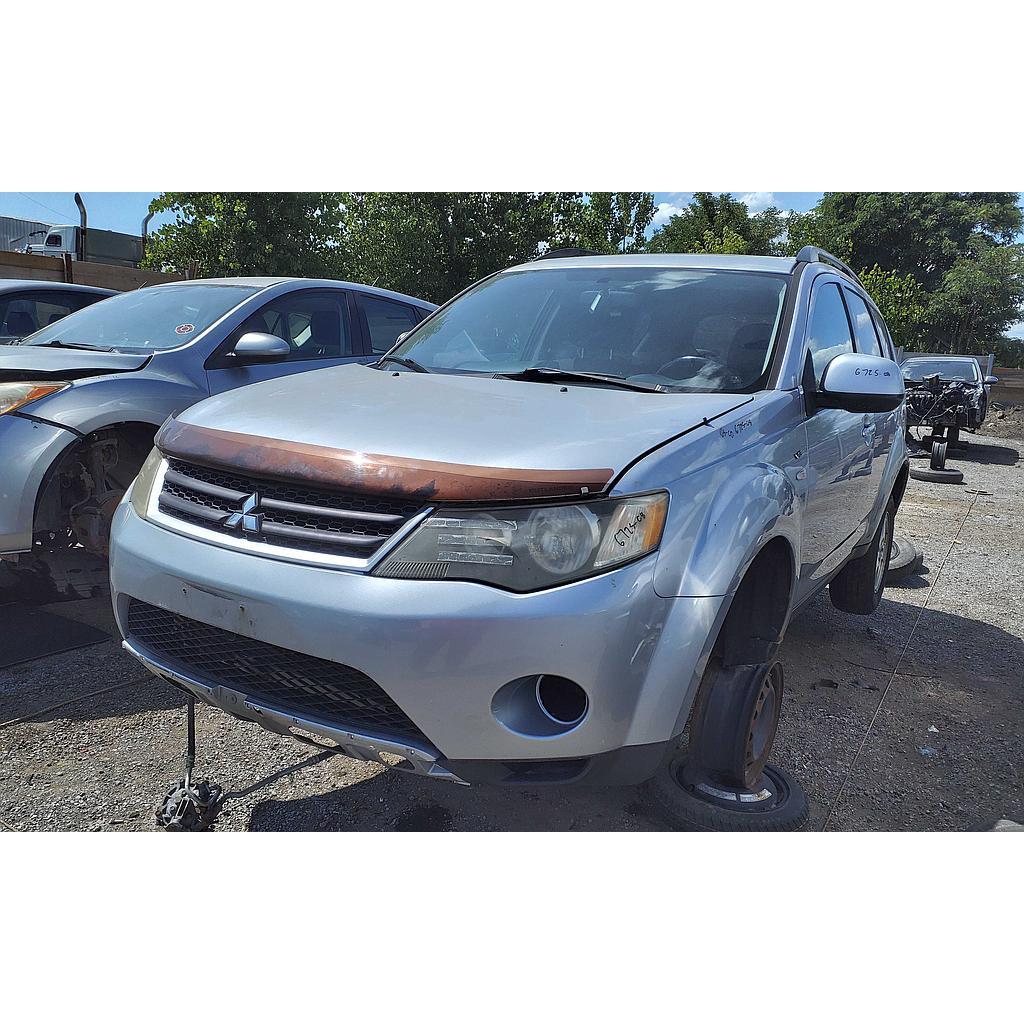 MITSUBISHI OUTLANDER 2008
