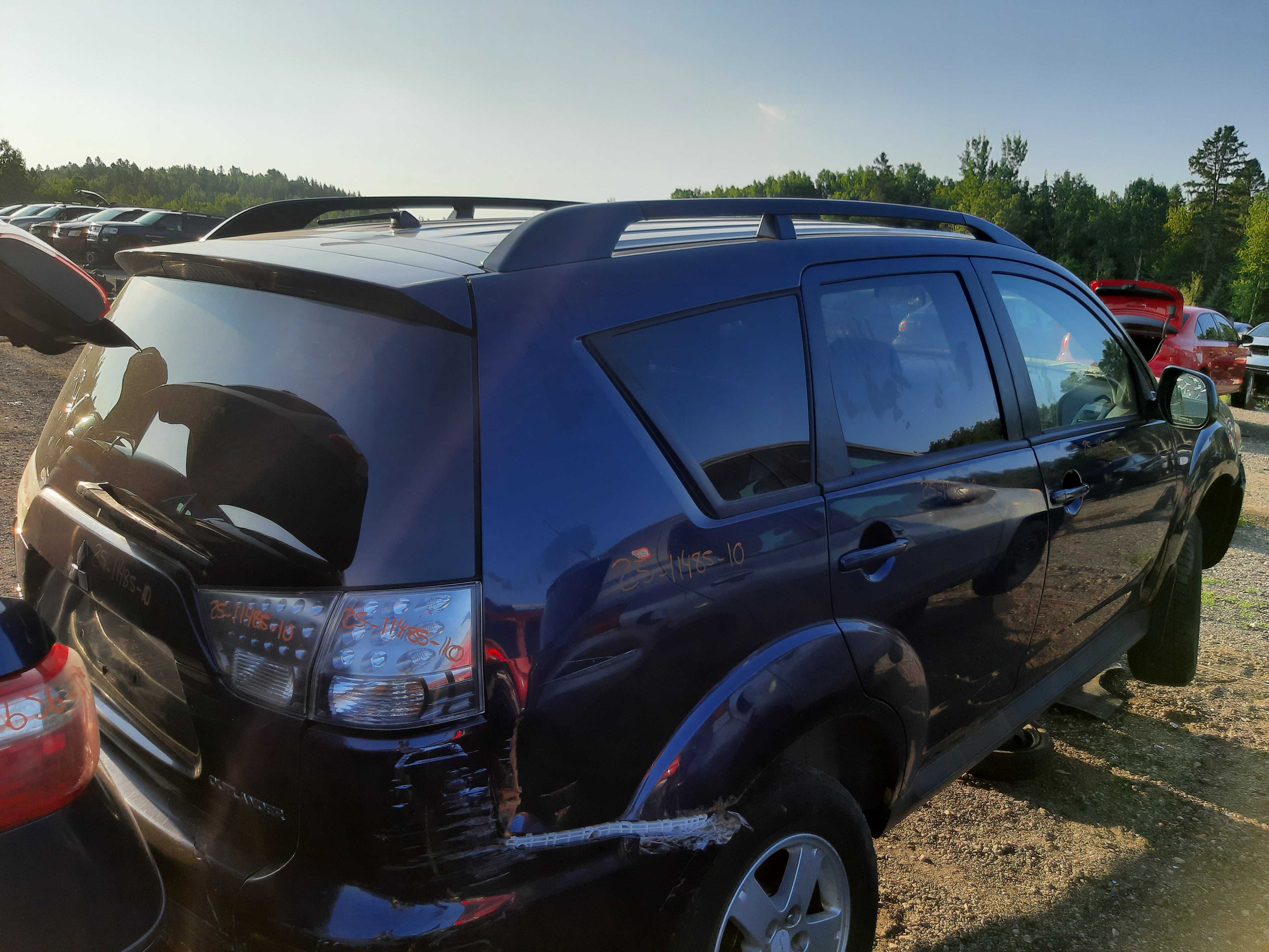 MITSUBISHI OUTLANDER 2010