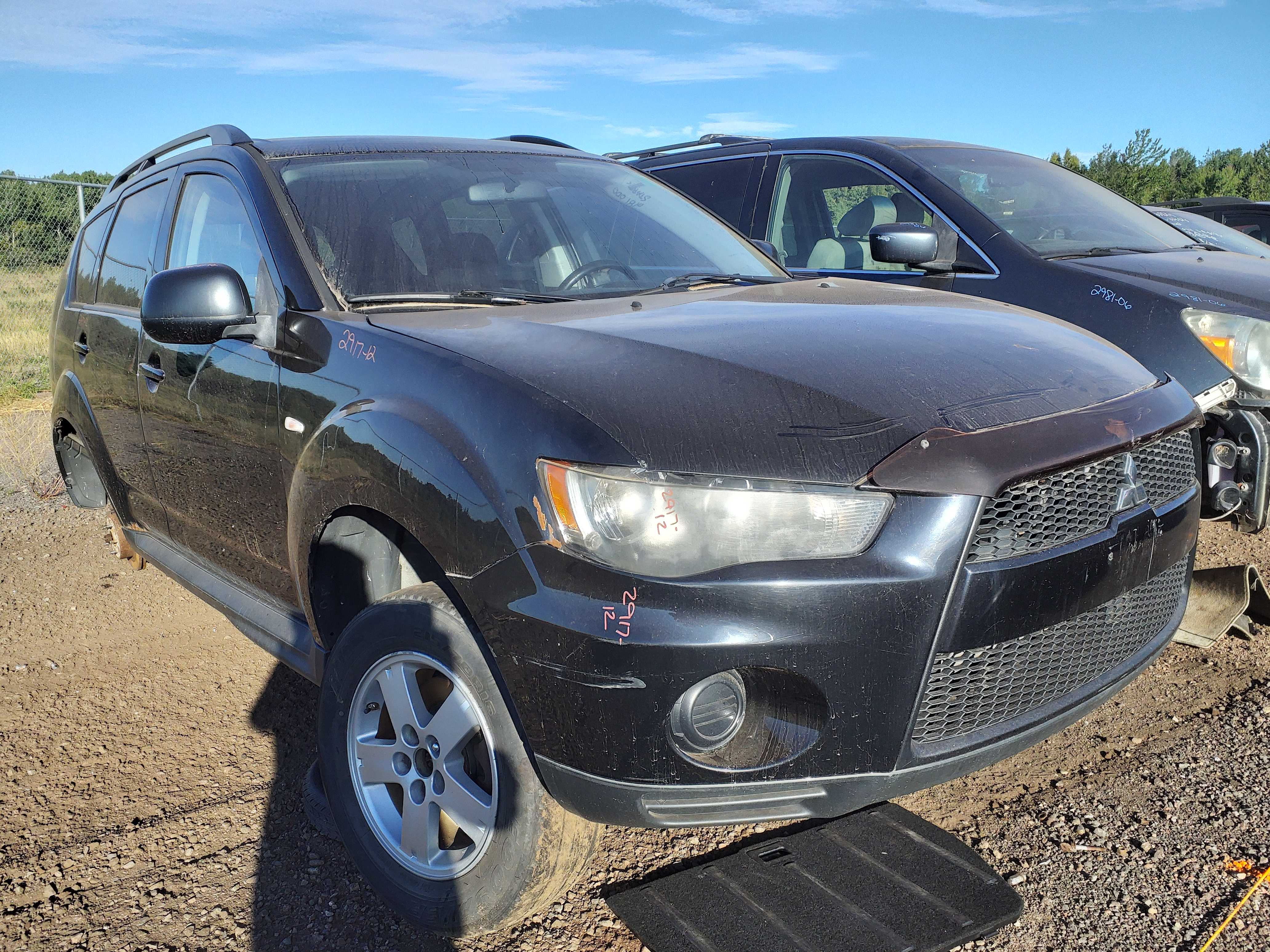 MITSUBISHI OUTLANDER 2012
