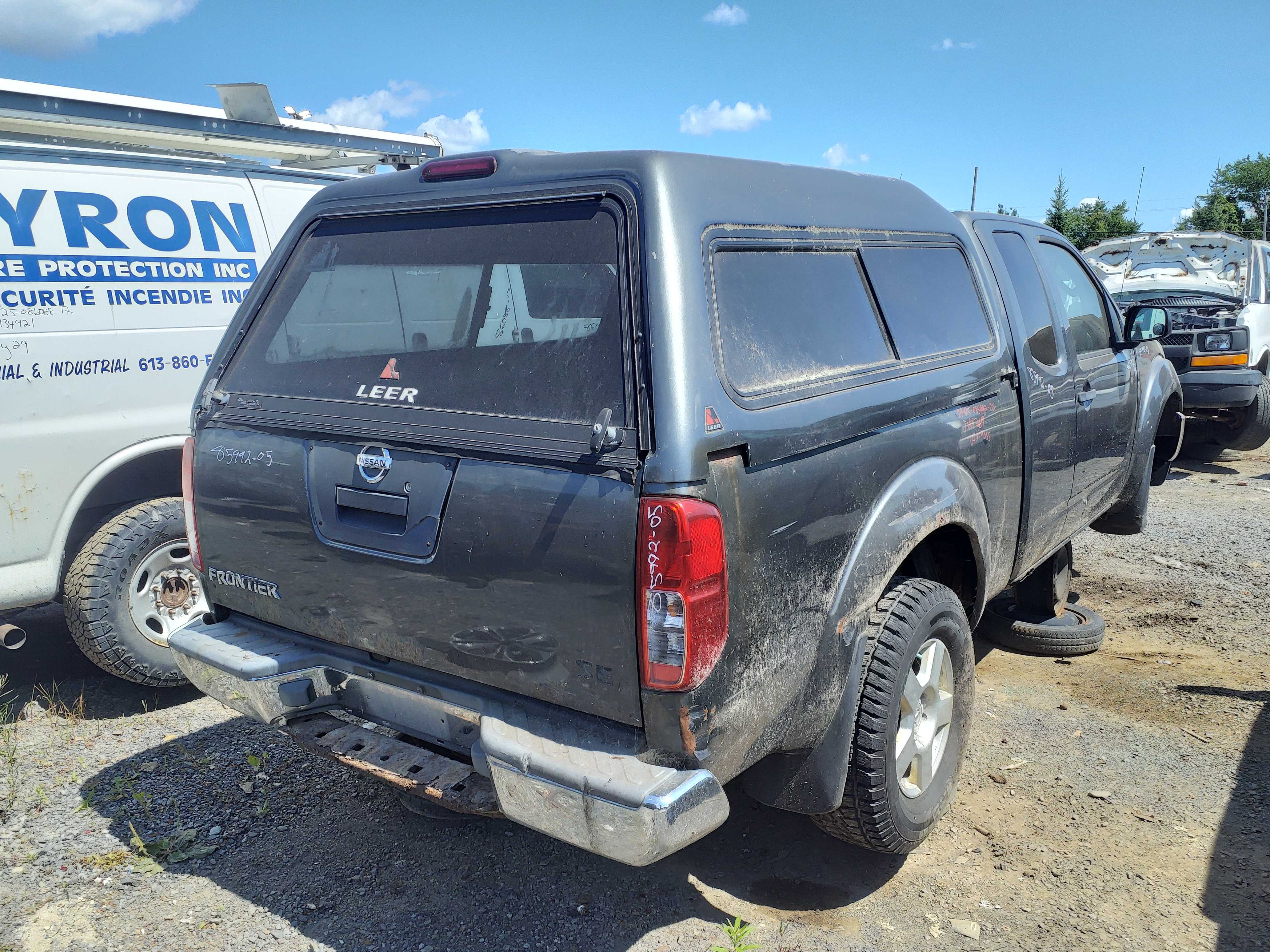 NISSAN FRONTIER 2005