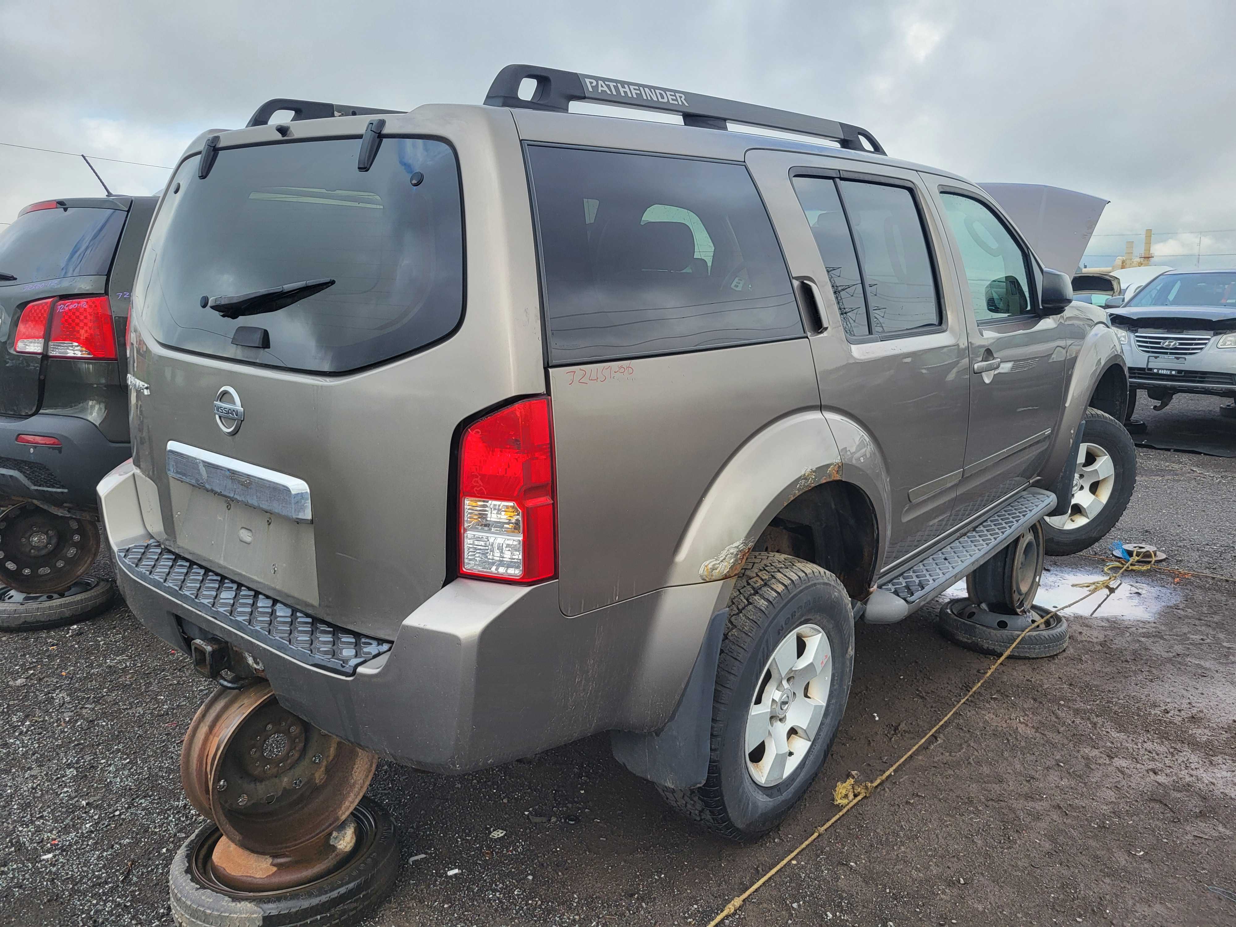 NISSAN PATHFINDER 2006