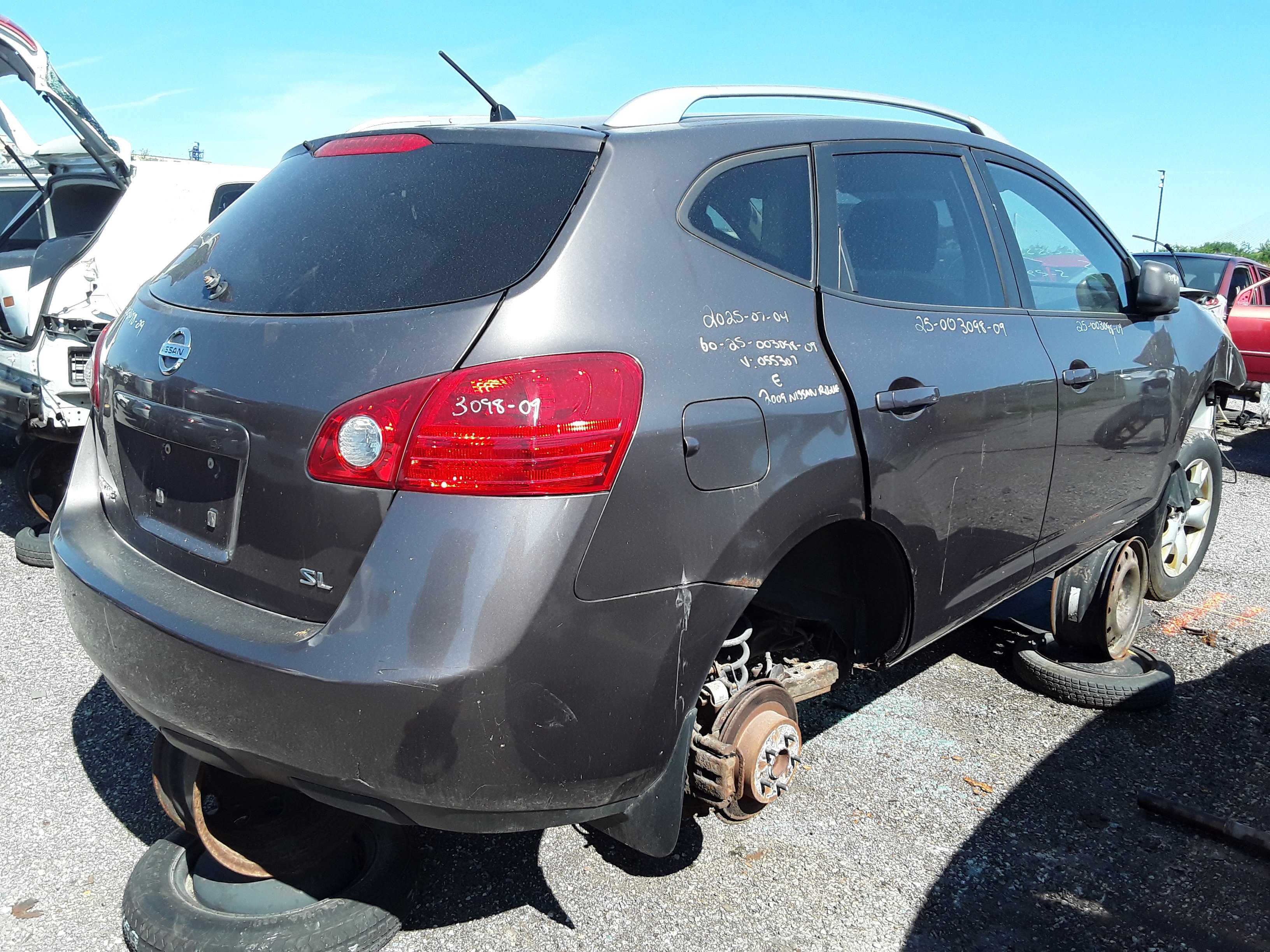 NISSAN ROGUE 2009