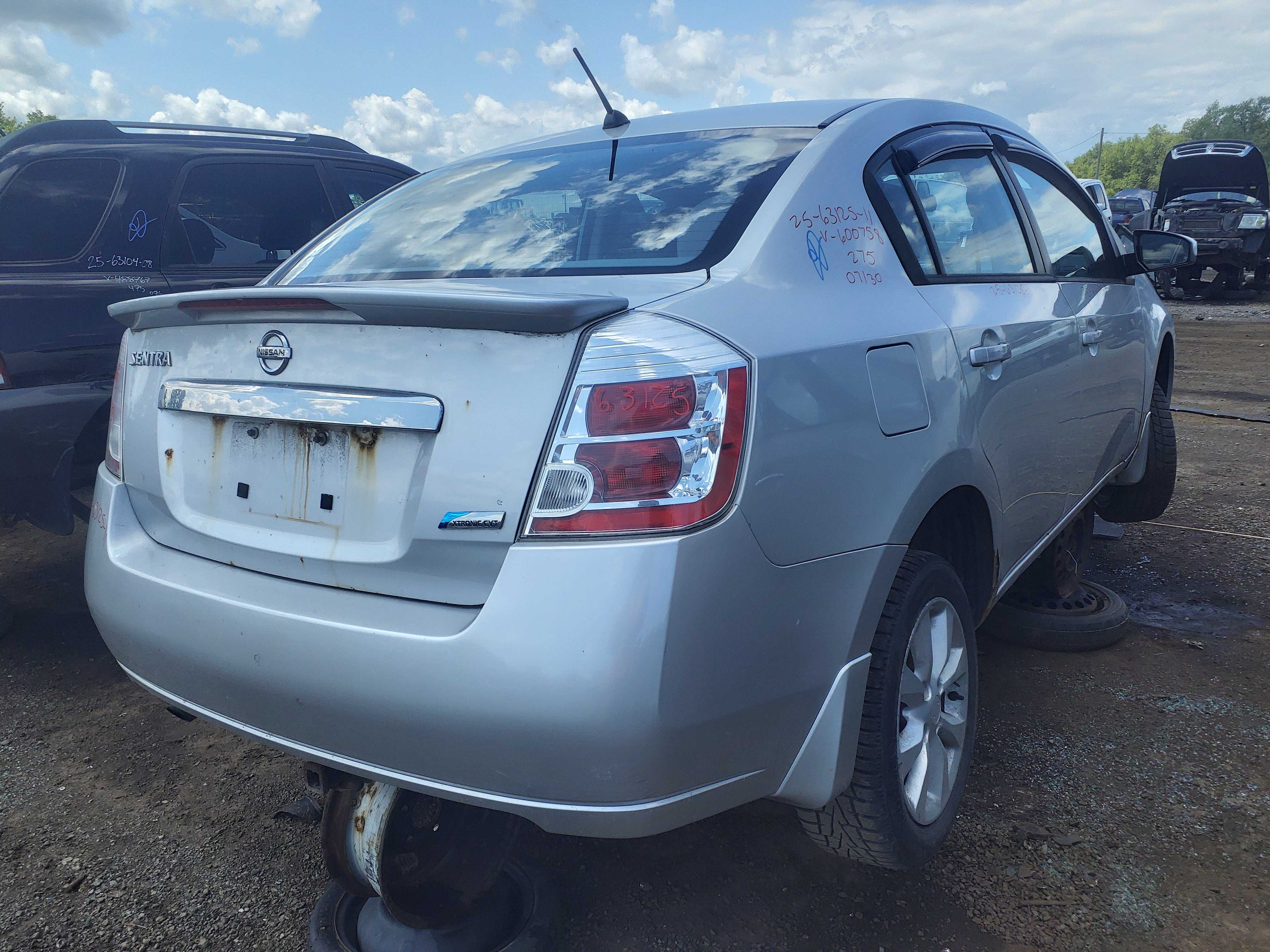 NISSAN SENTRA 2011
