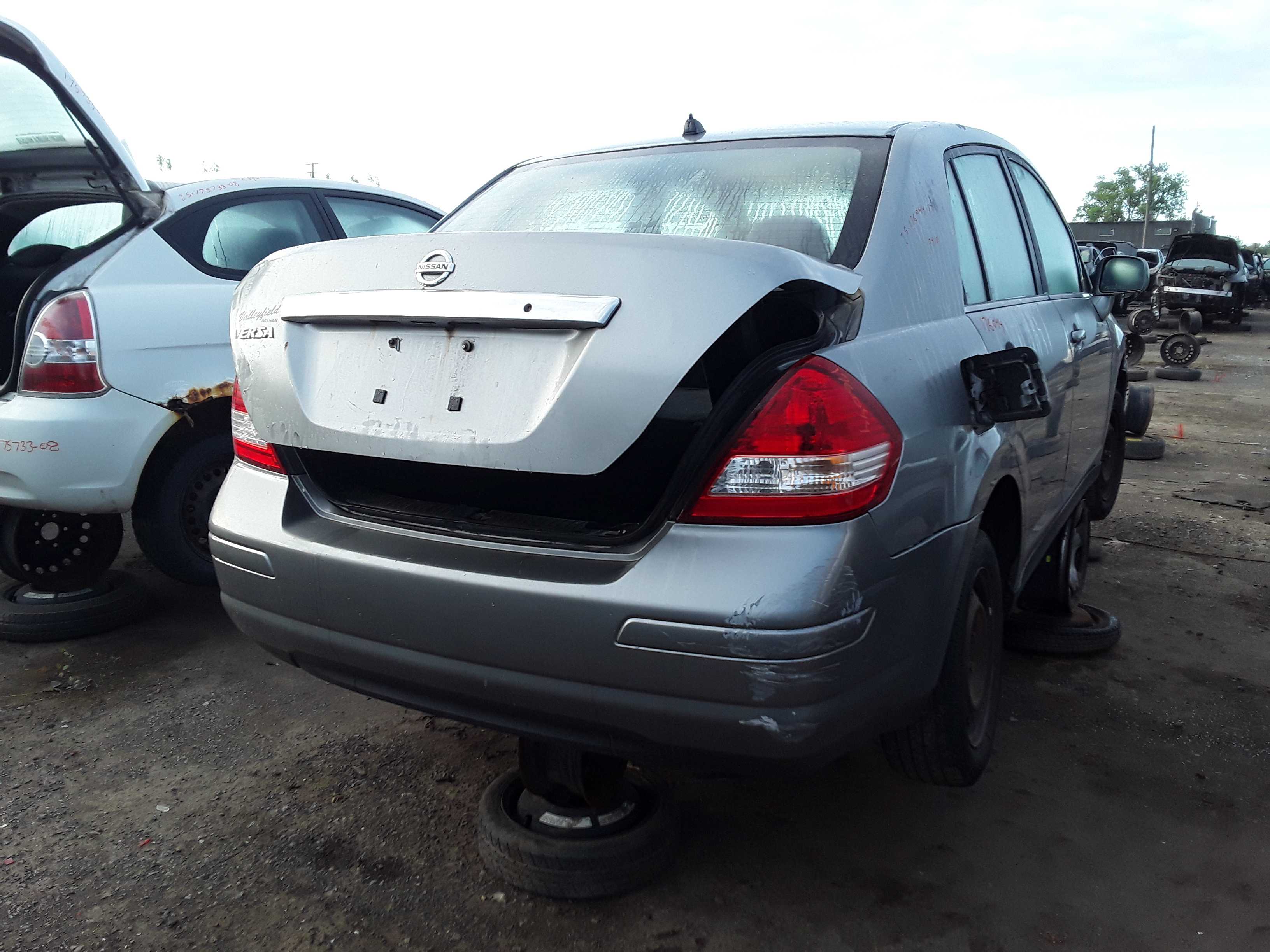 NISSAN VERSA 2008
