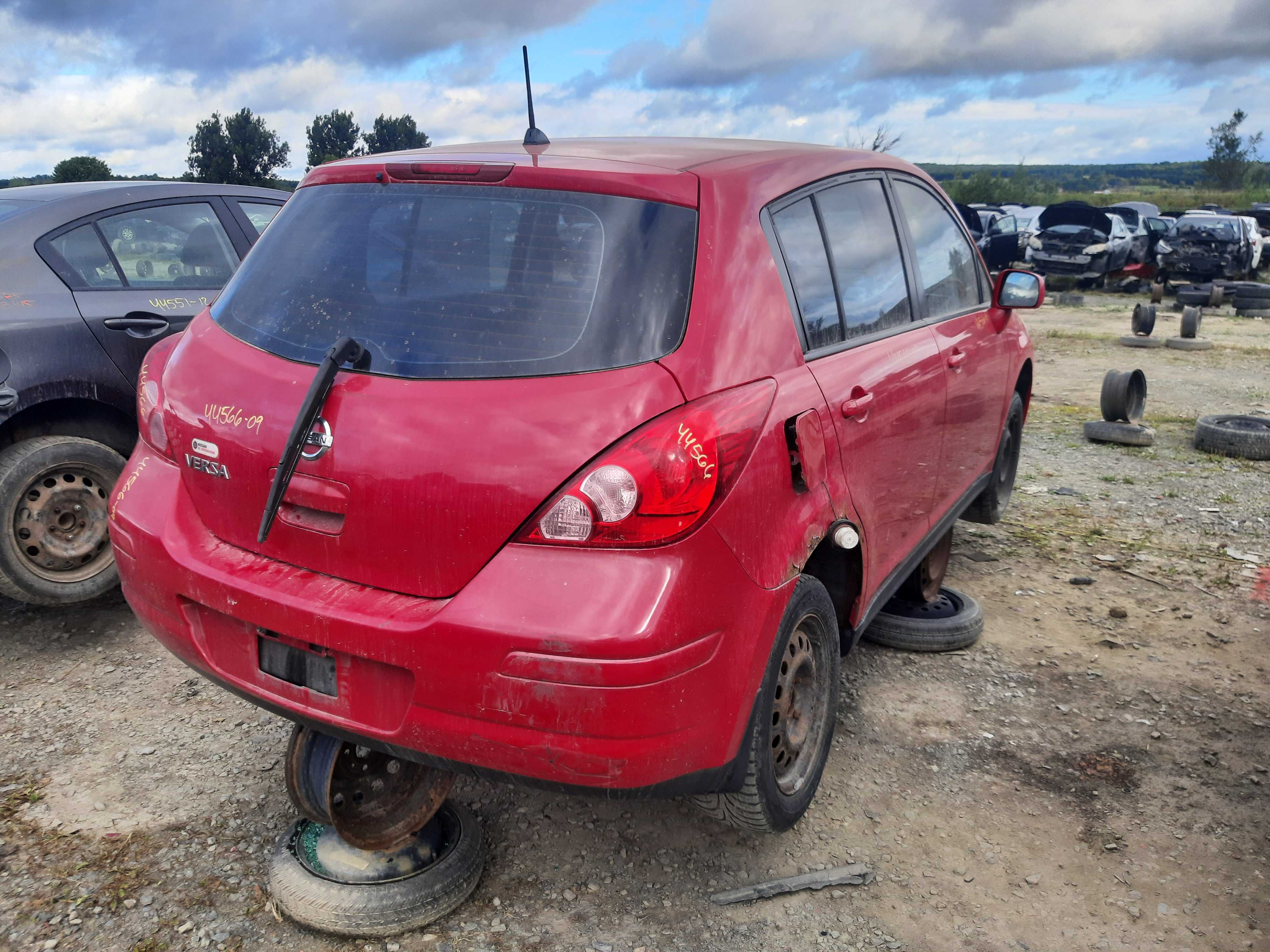 NISSAN VERSA 2009