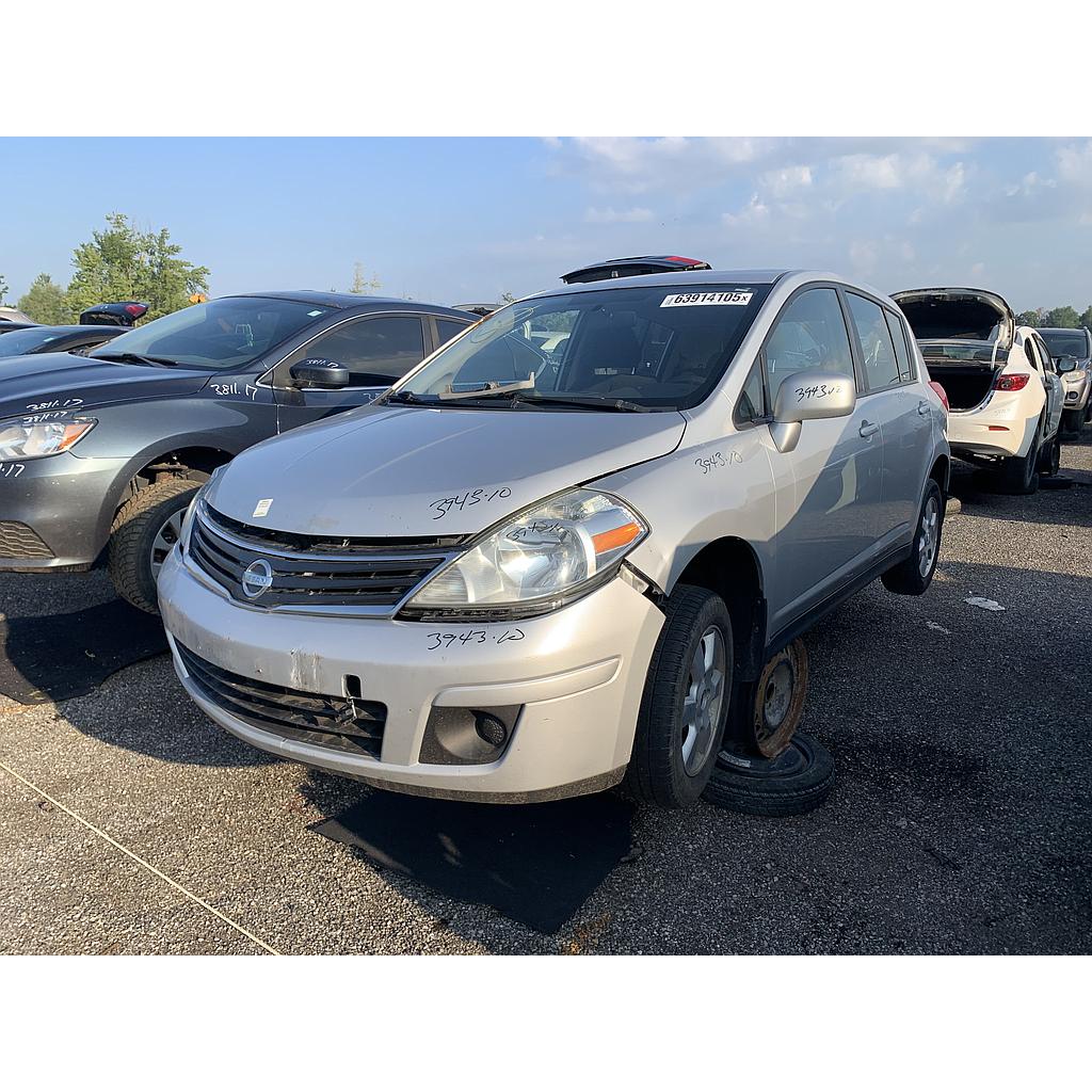 NISSAN VERSA 2010
