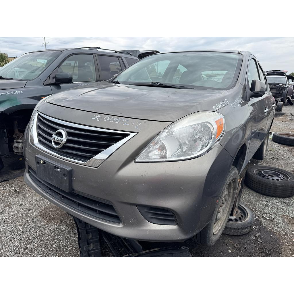 NISSAN VERSA 2012