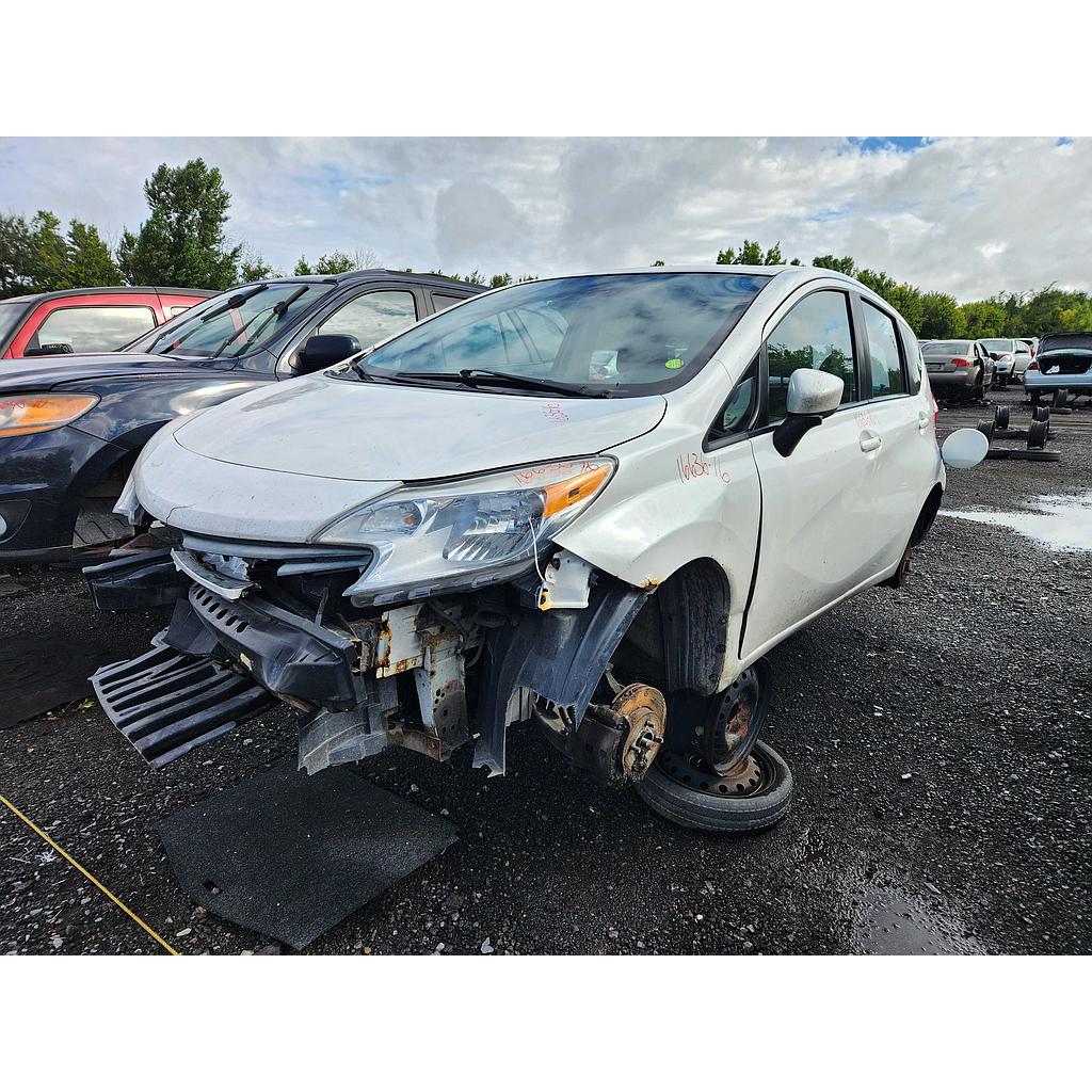 NISSAN VERSA 2016