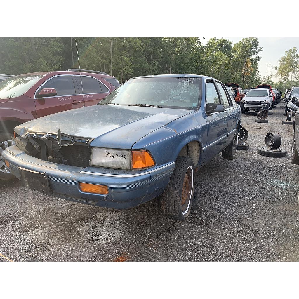 PLYMOUTH ACCLAIM 1995