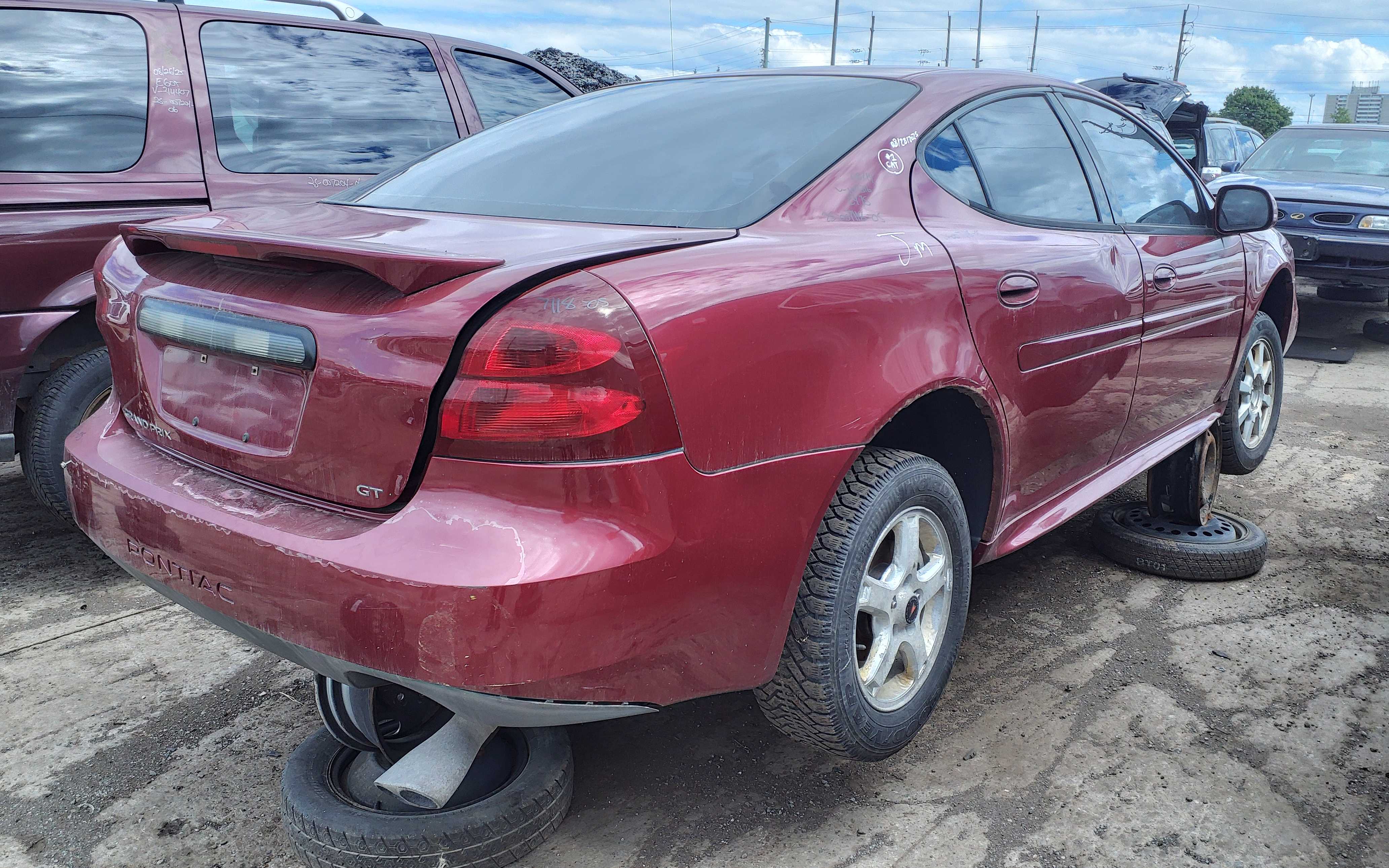 PONTIAC GRAND PRIX 2005