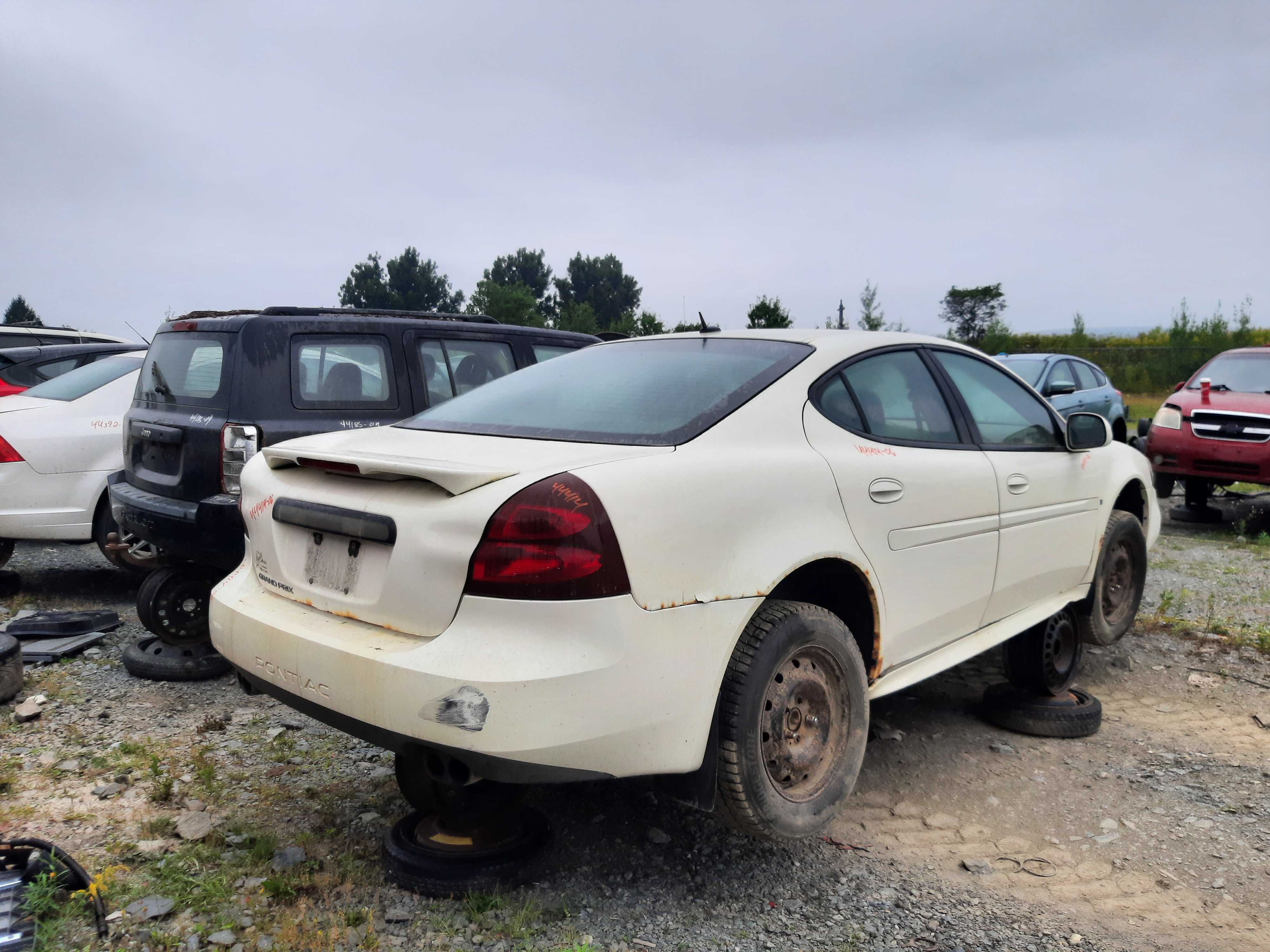PONTIAC GRAND PRIX 2006
