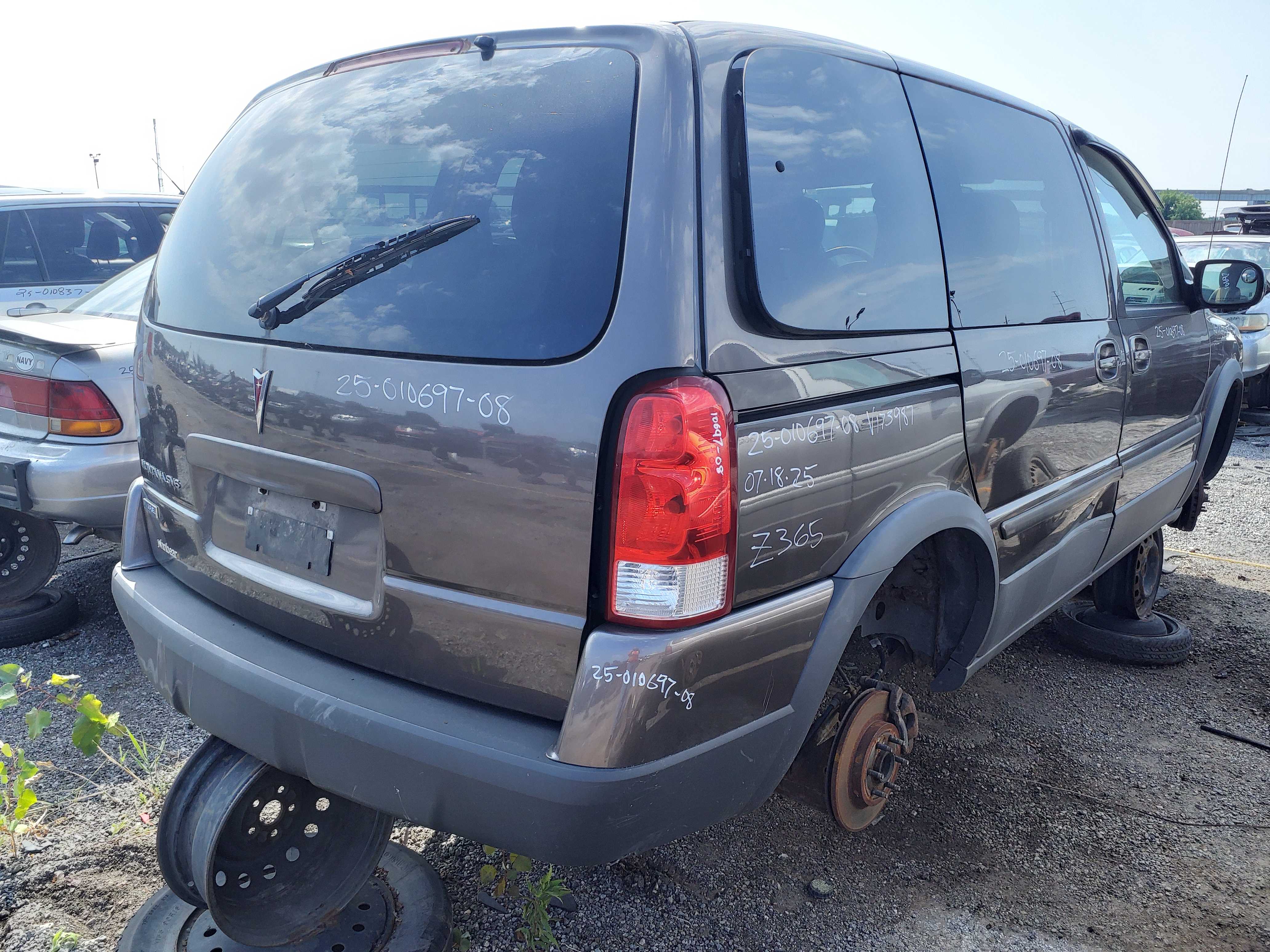 PONTIAC MONTANA 2008