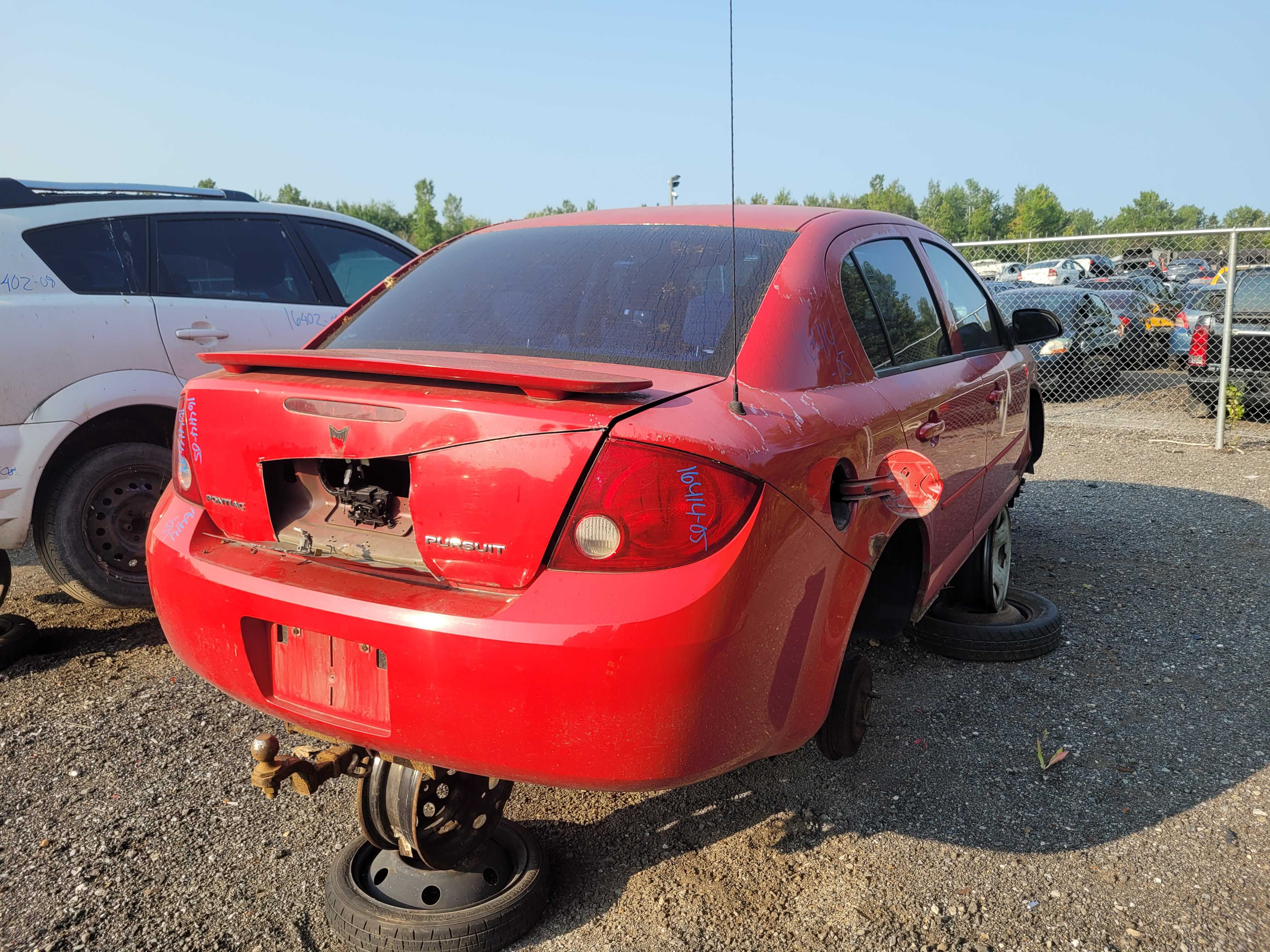 PONTIAC PURSUIT 2005