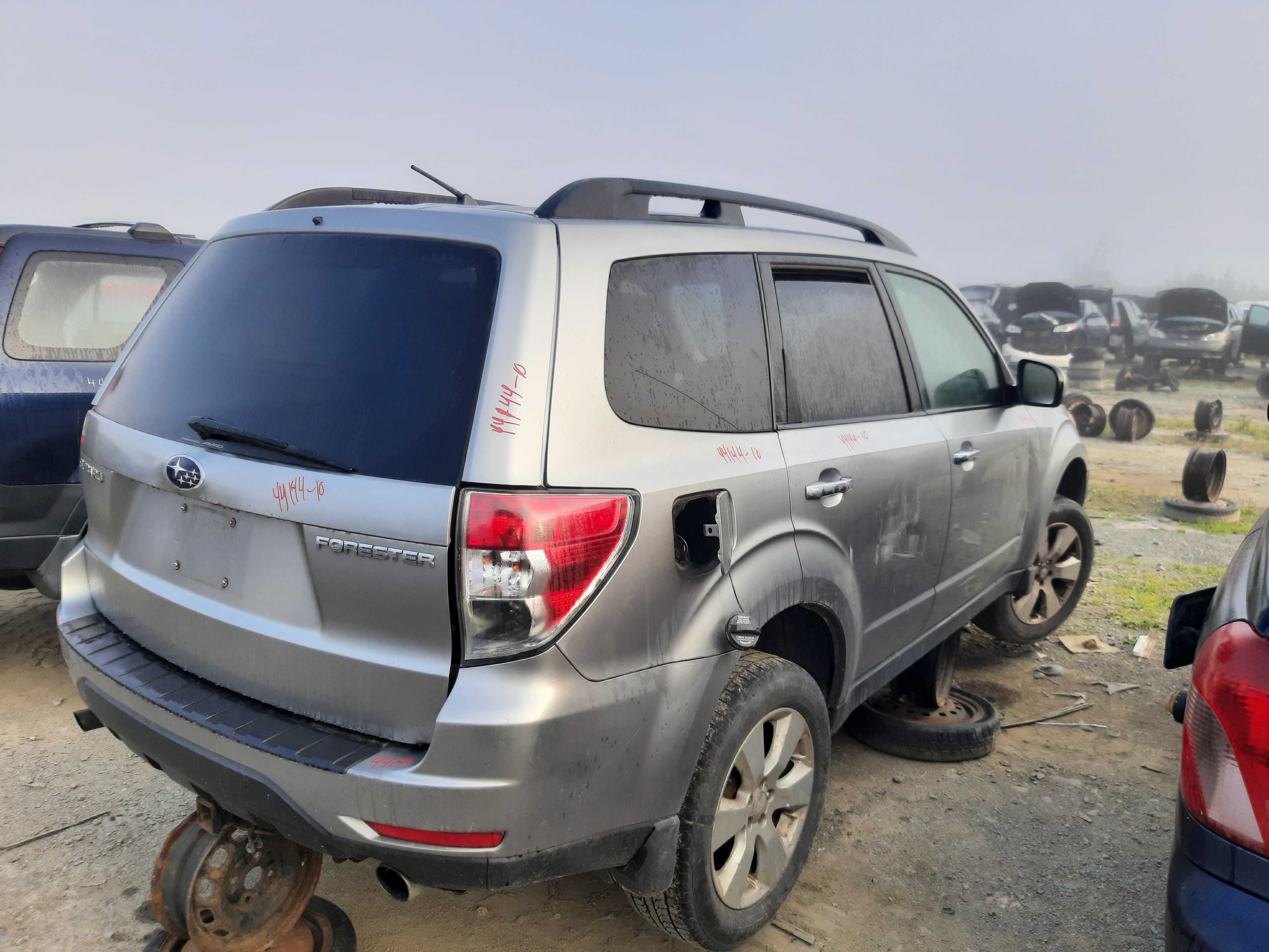 SUBARU FORESTER 2010