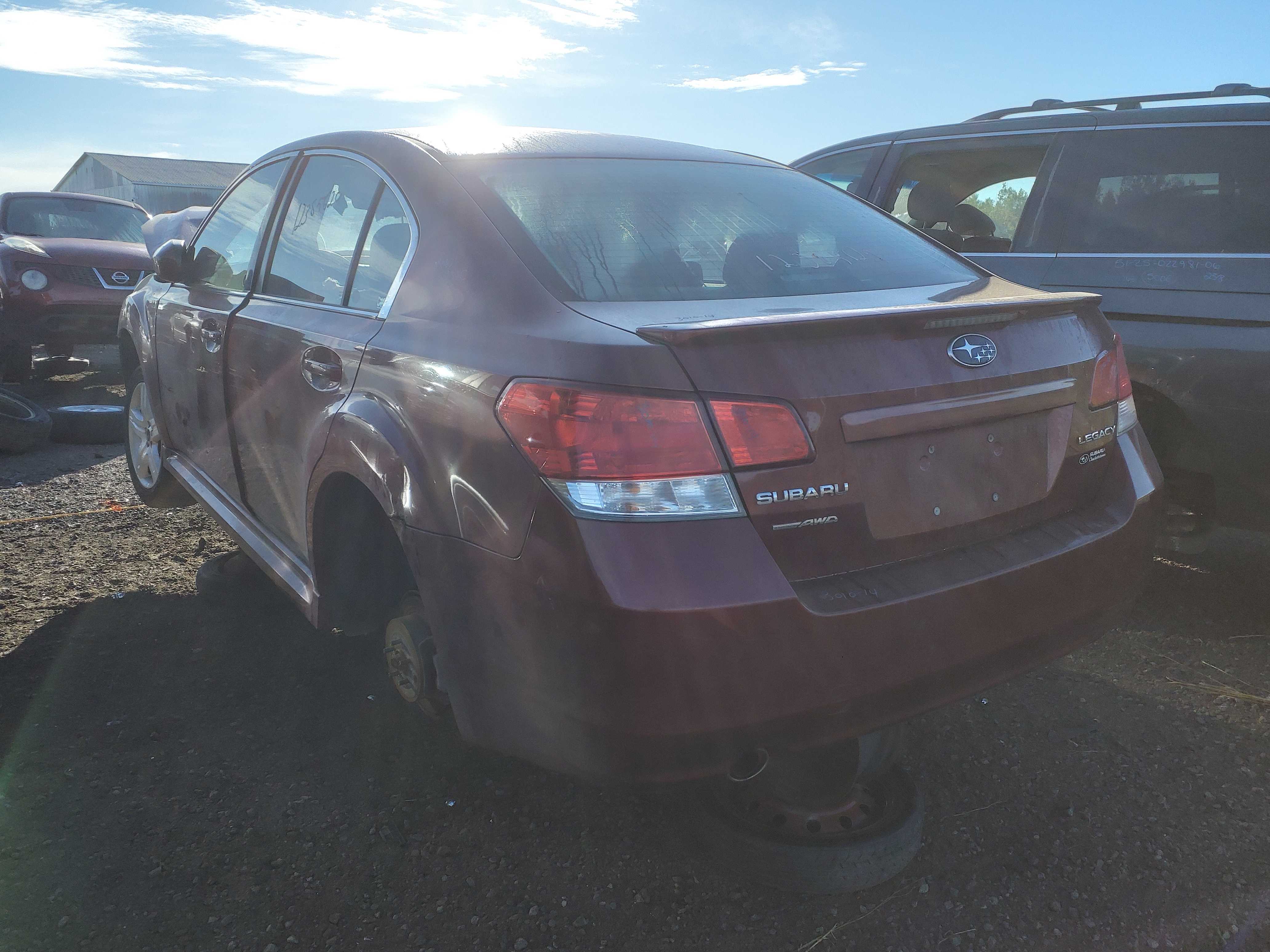 SUBARU LEGACY 2014