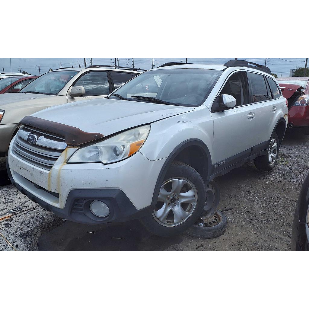 SUBARU OUTBACK 2013