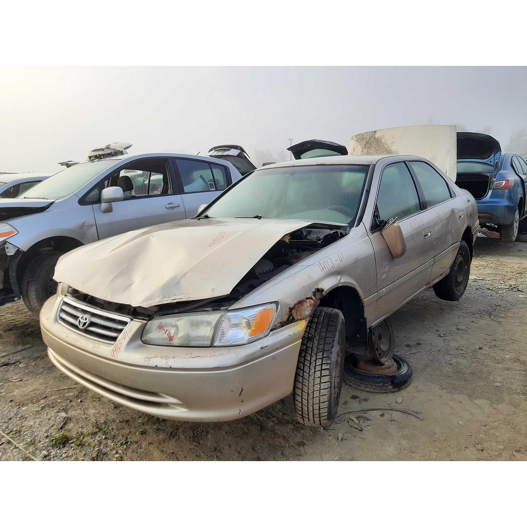 TOYOTA CAMRY 2001