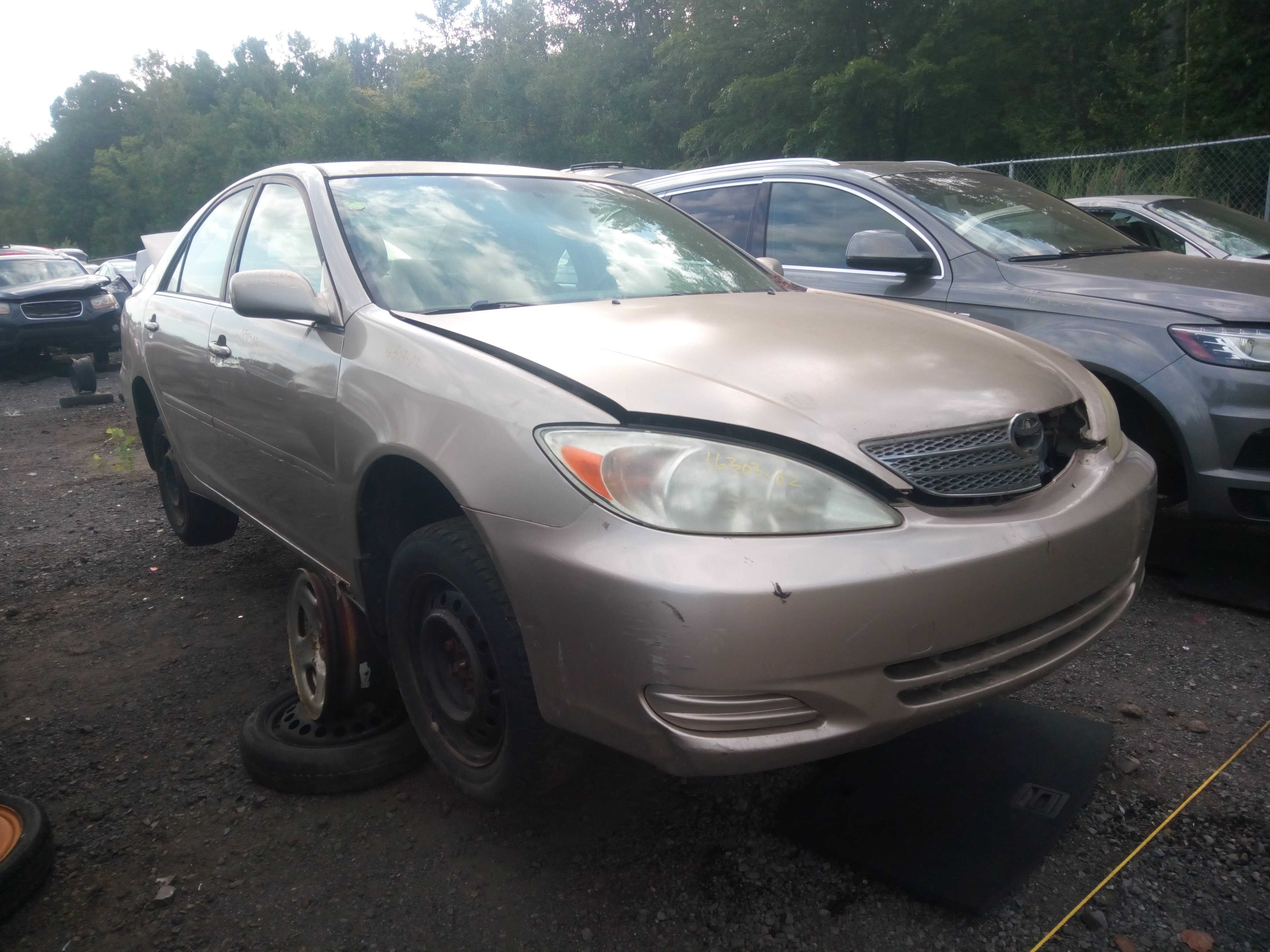 TOYOTA CAMRY 2002