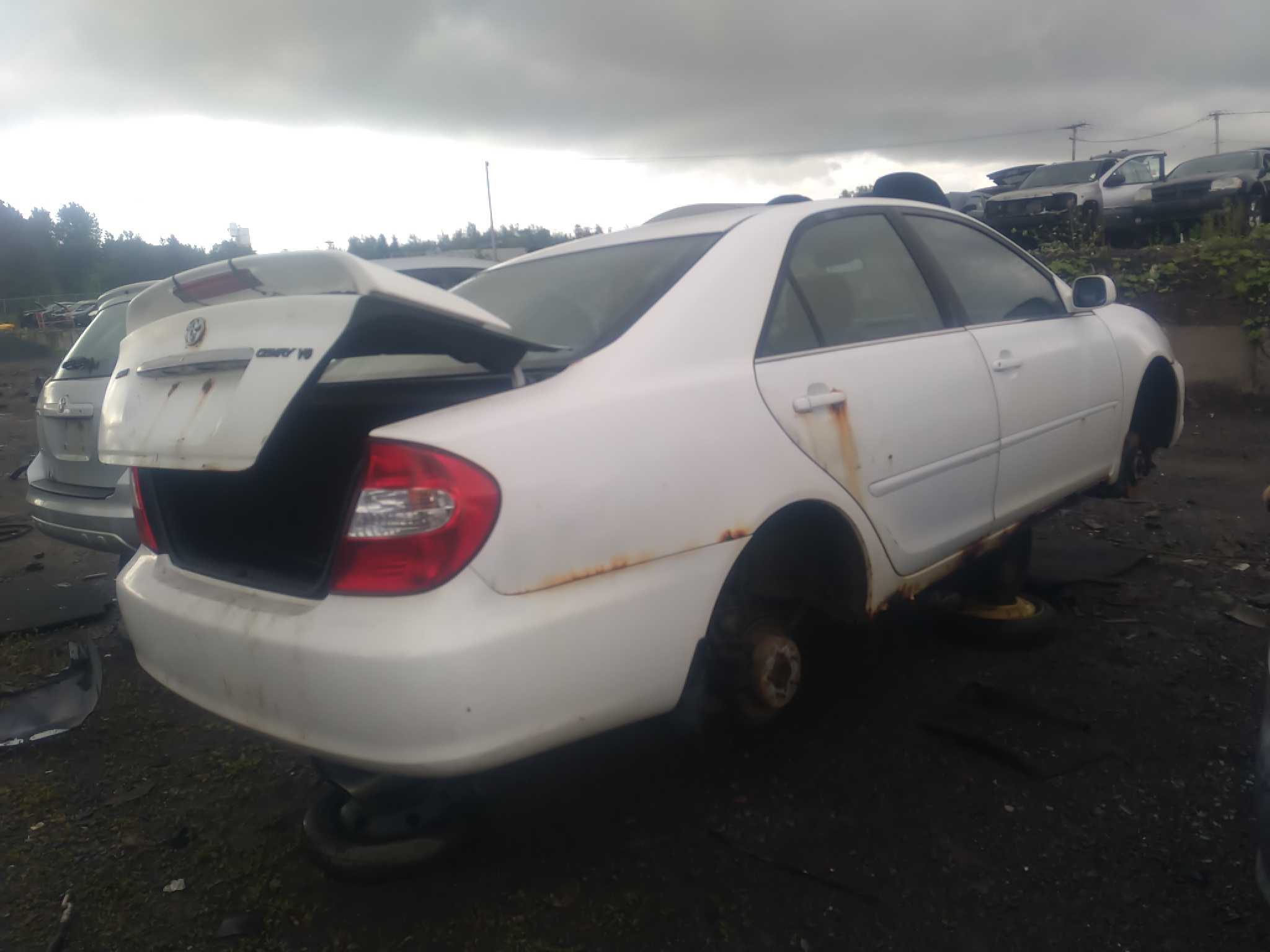 TOYOTA CAMRY 2002