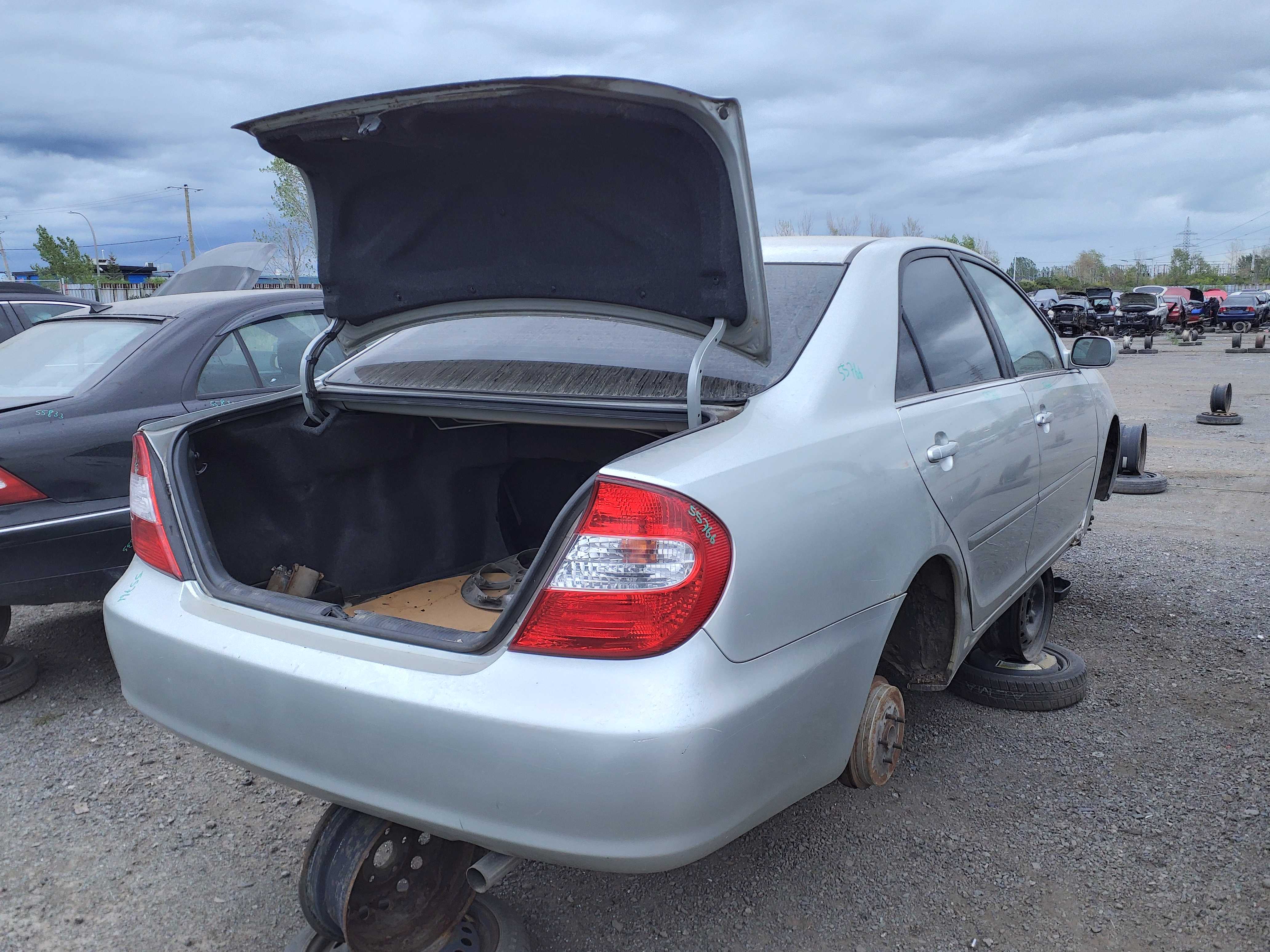 TOYOTA CAMRY 2002
