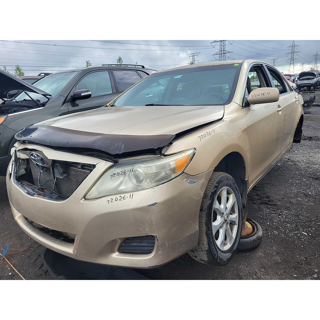 TOYOTA CAMRY 2011