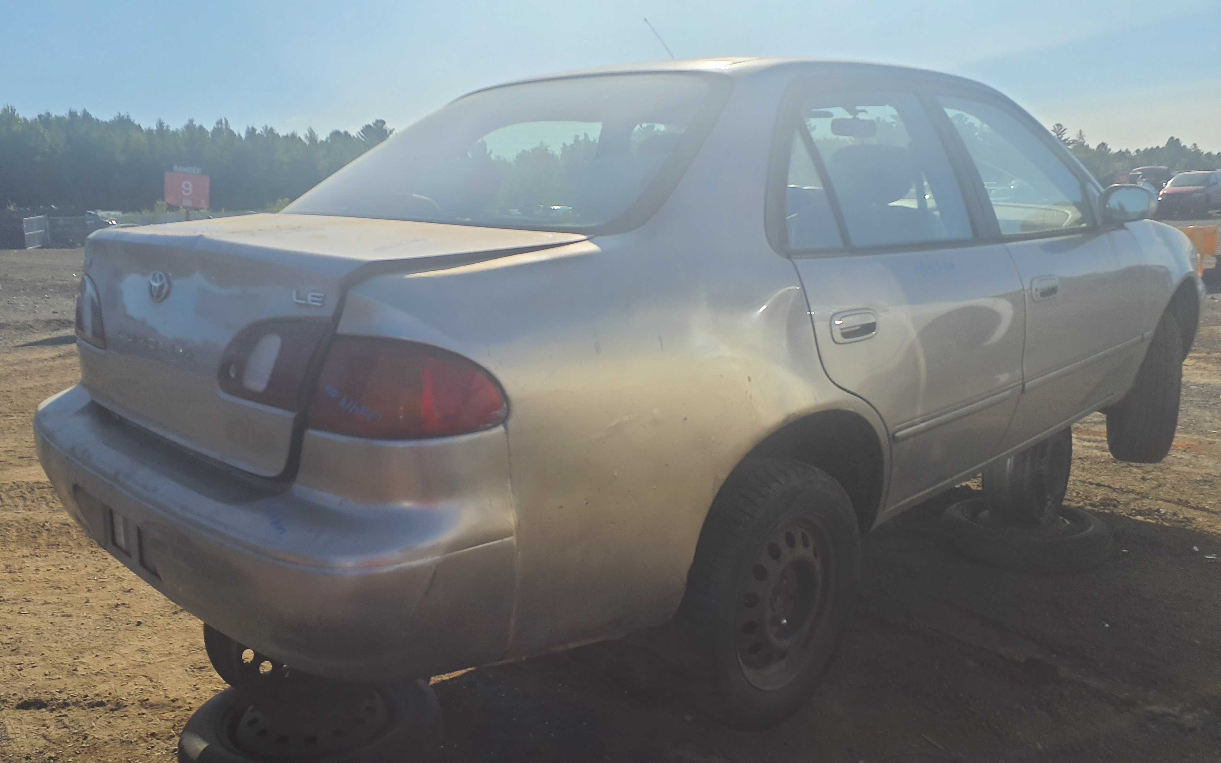 TOYOTA COROLLA 2000