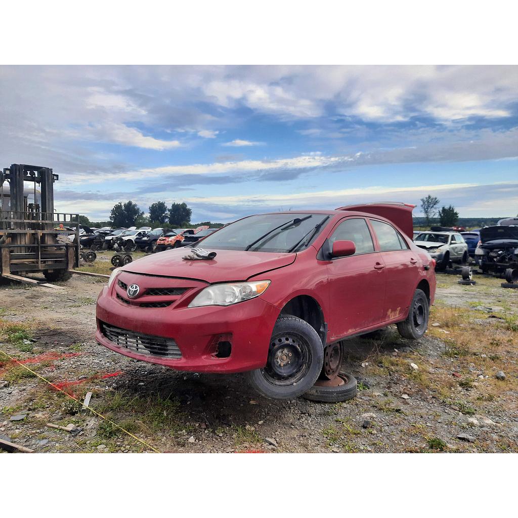 TOYOTA COROLLA 2013