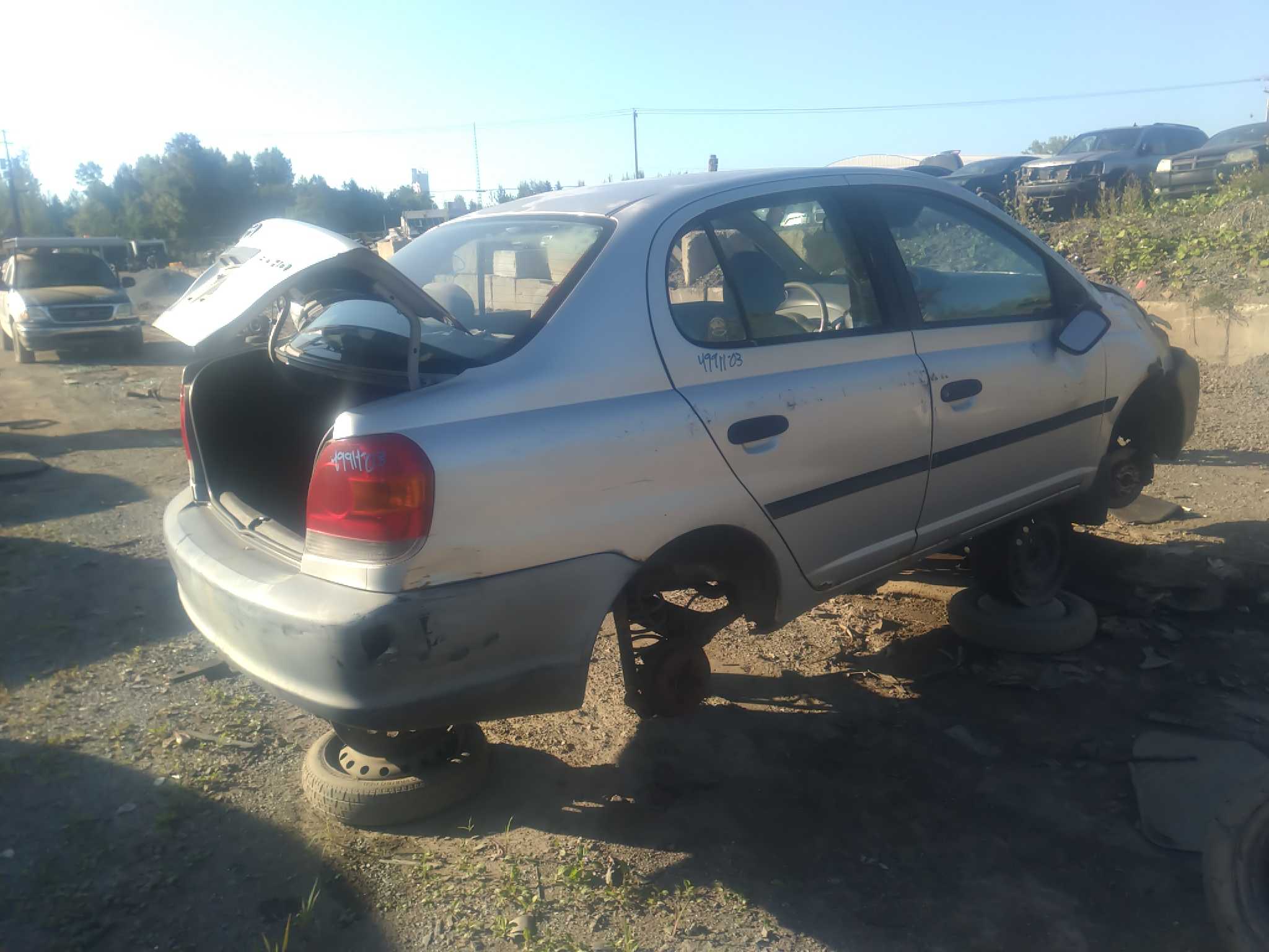 TOYOTA ECHO 2003
