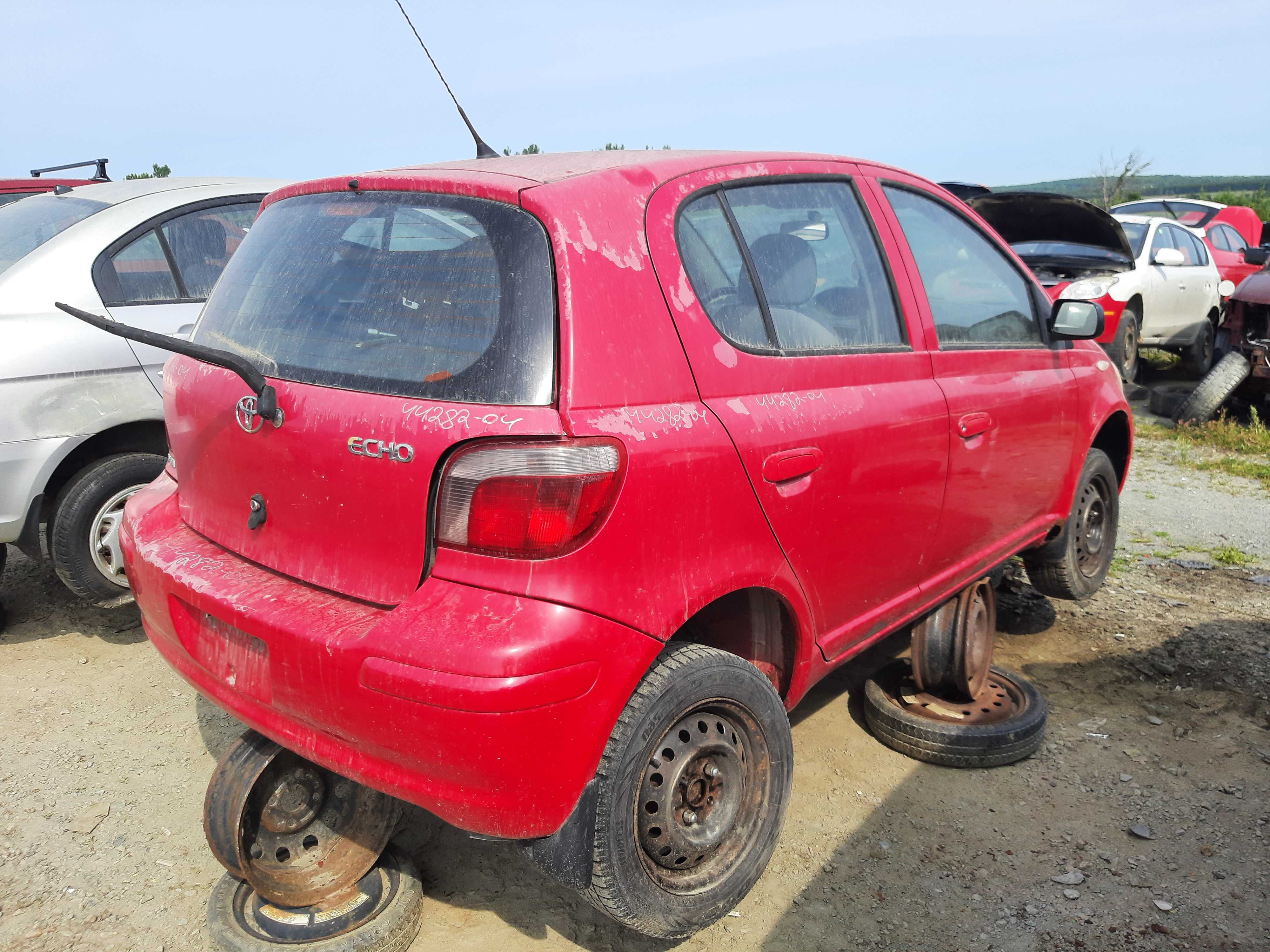 TOYOTA ECHO 2004