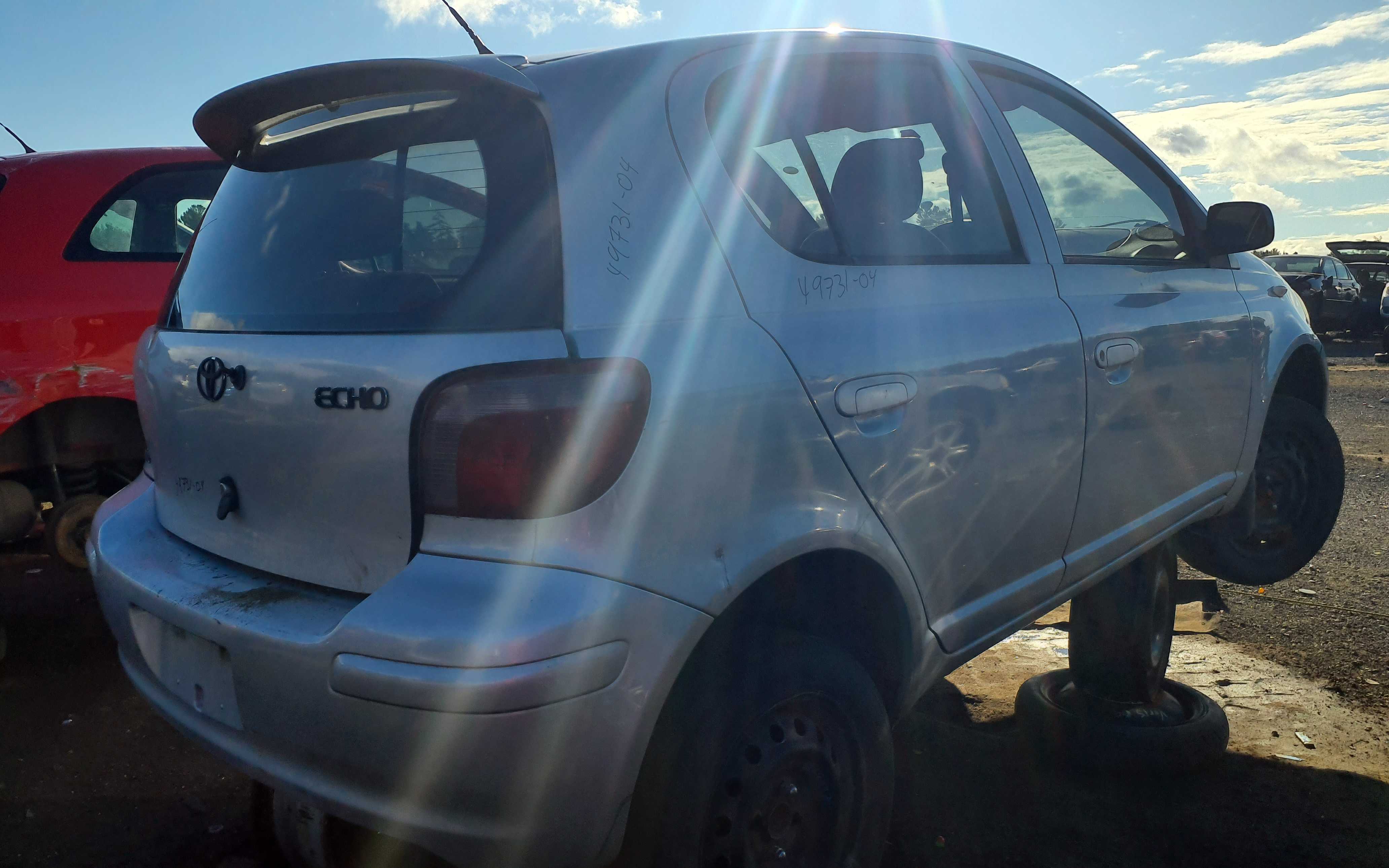 TOYOTA ECHO 2004