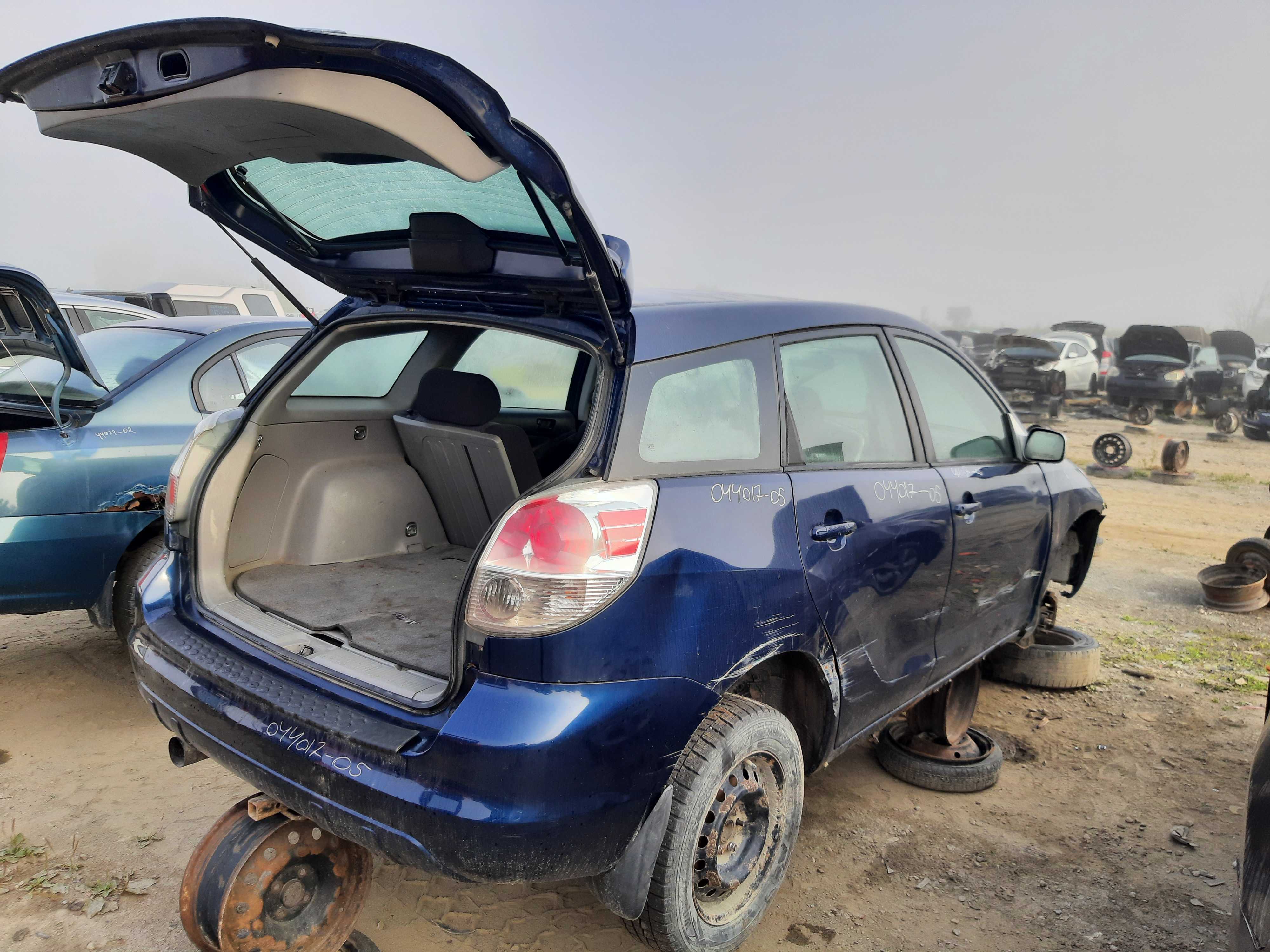 TOYOTA MATRIX 2005