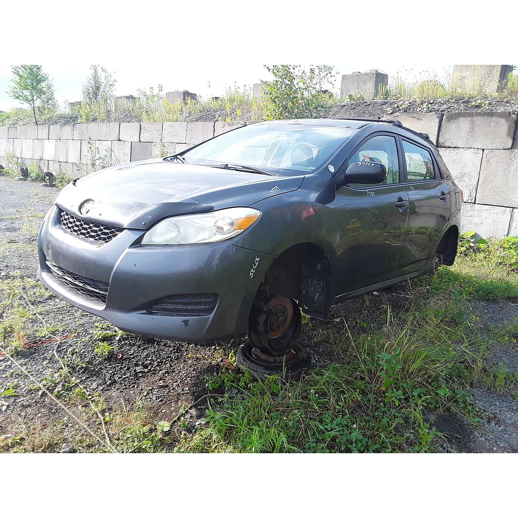 TOYOTA MATRIX 2010