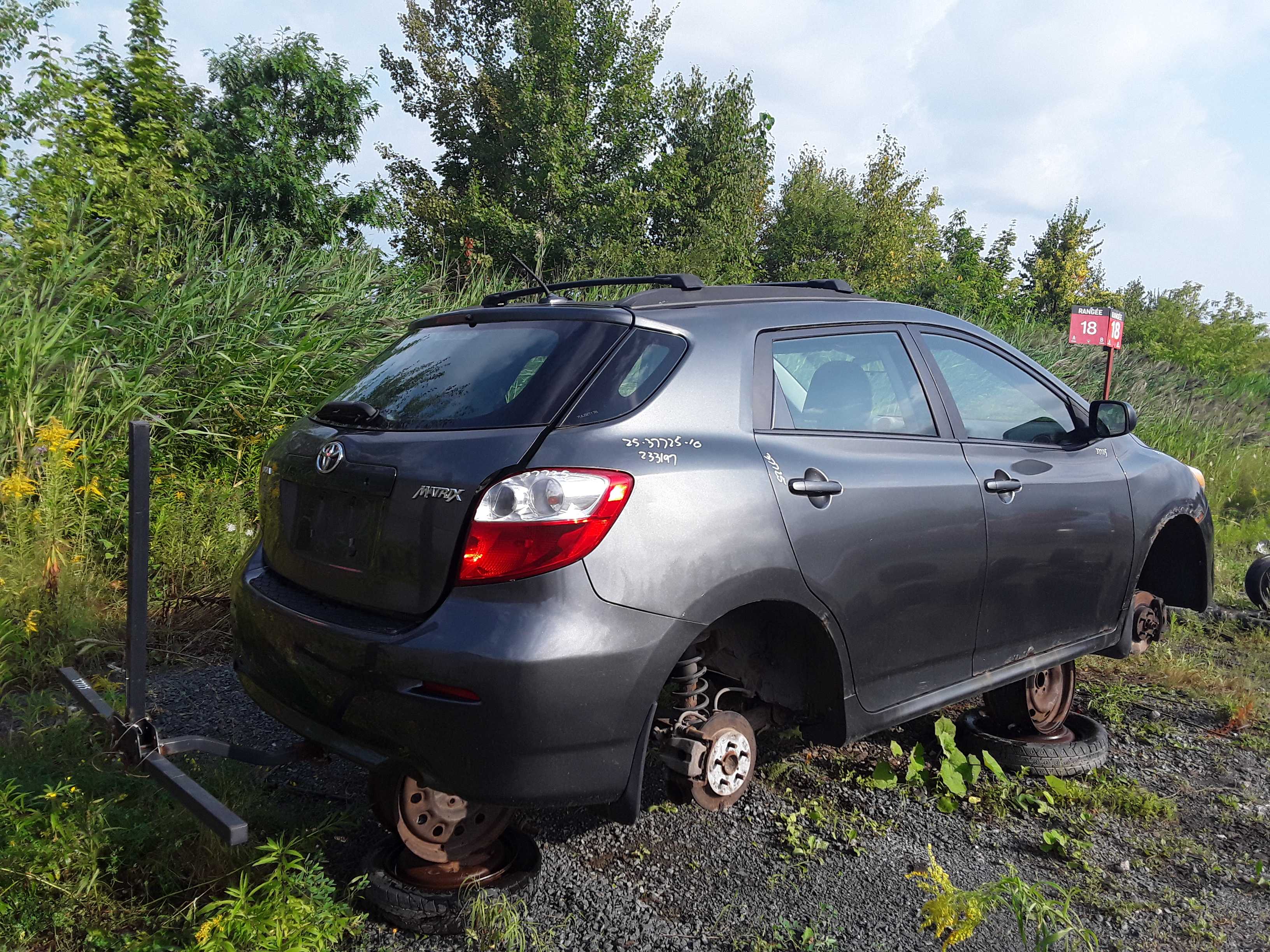 TOYOTA MATRIX 2010