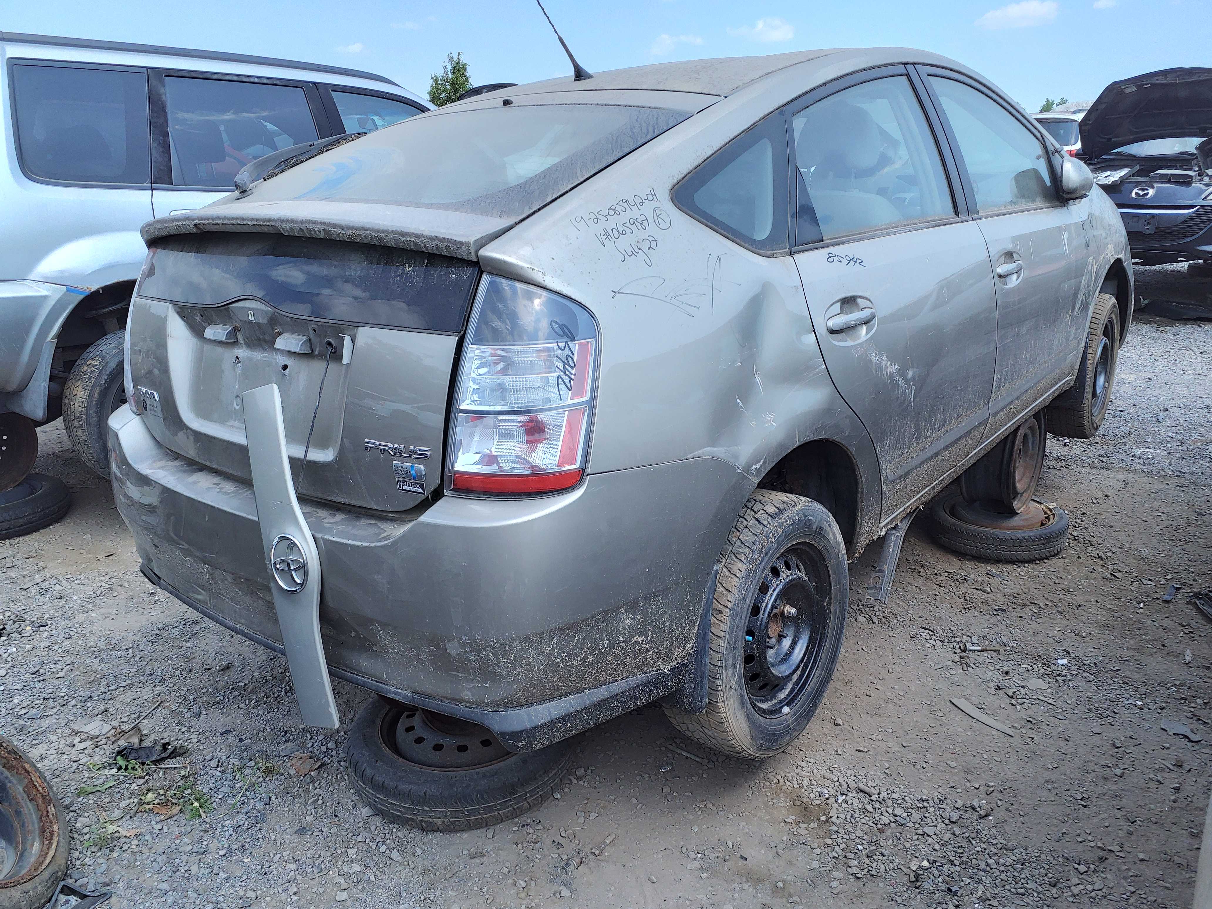 TOYOTA PRIUS 2004