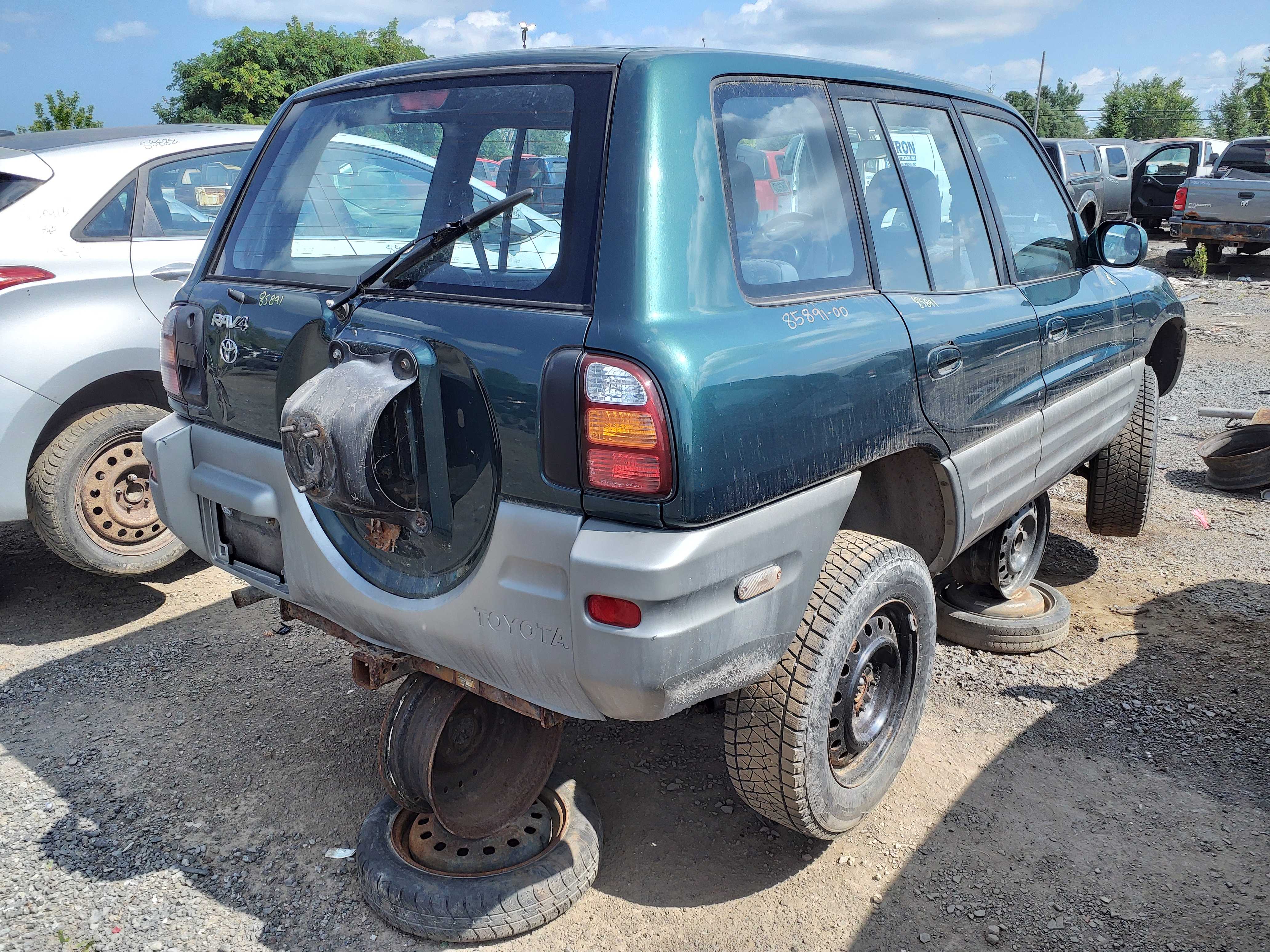 TOYOTA RAV4 2000