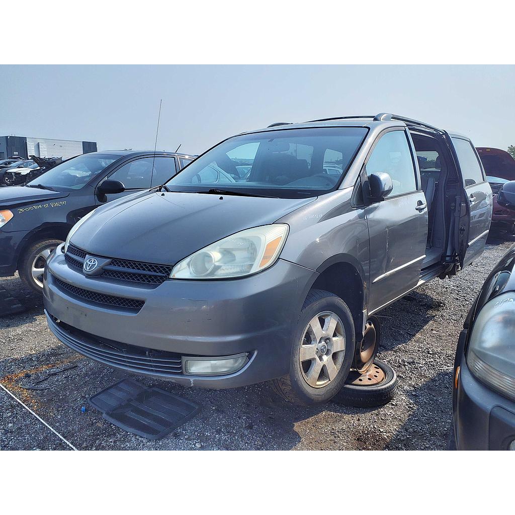 TOYOTA SIENNA 2004