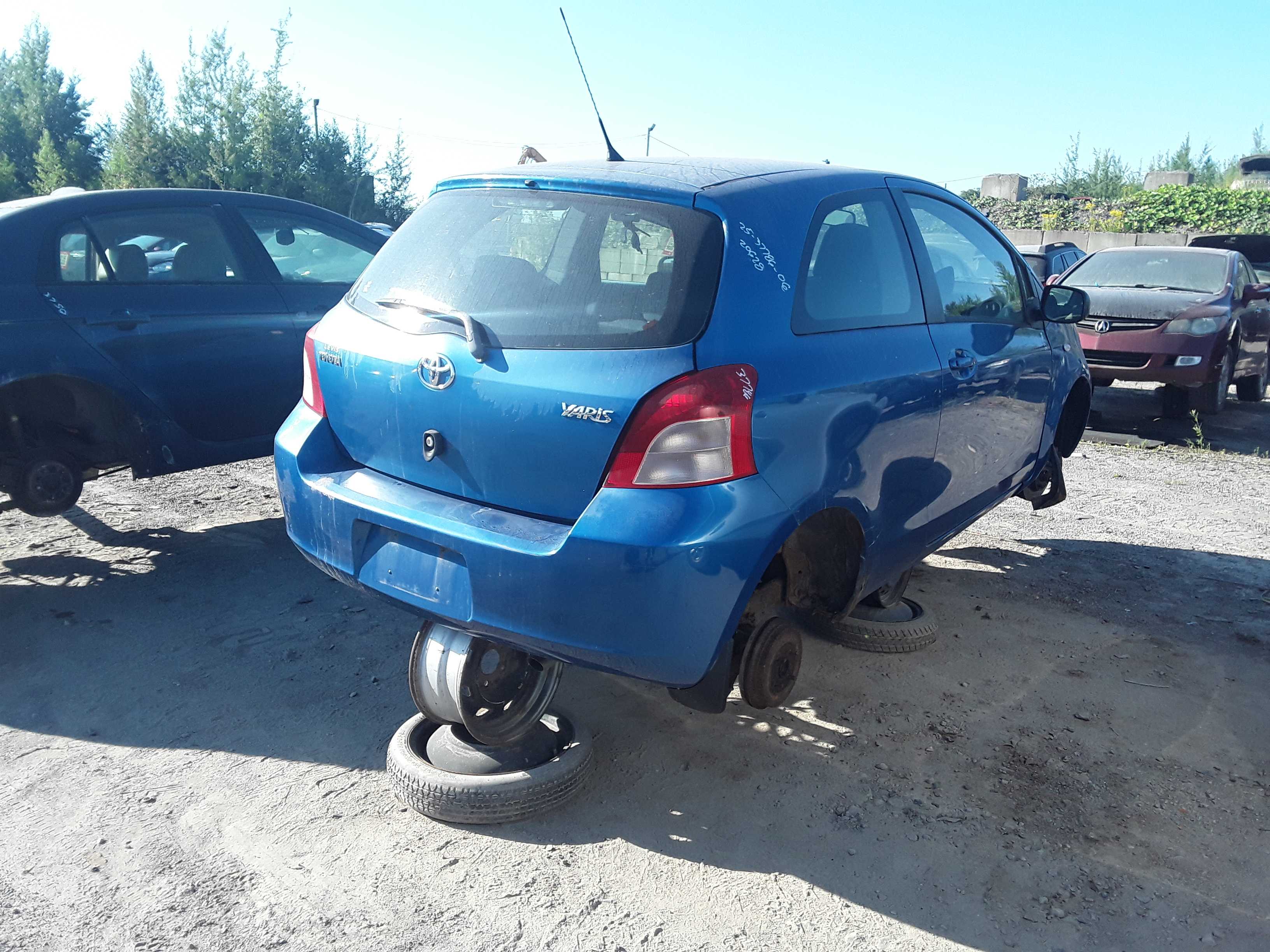 TOYOTA YARIS 2006