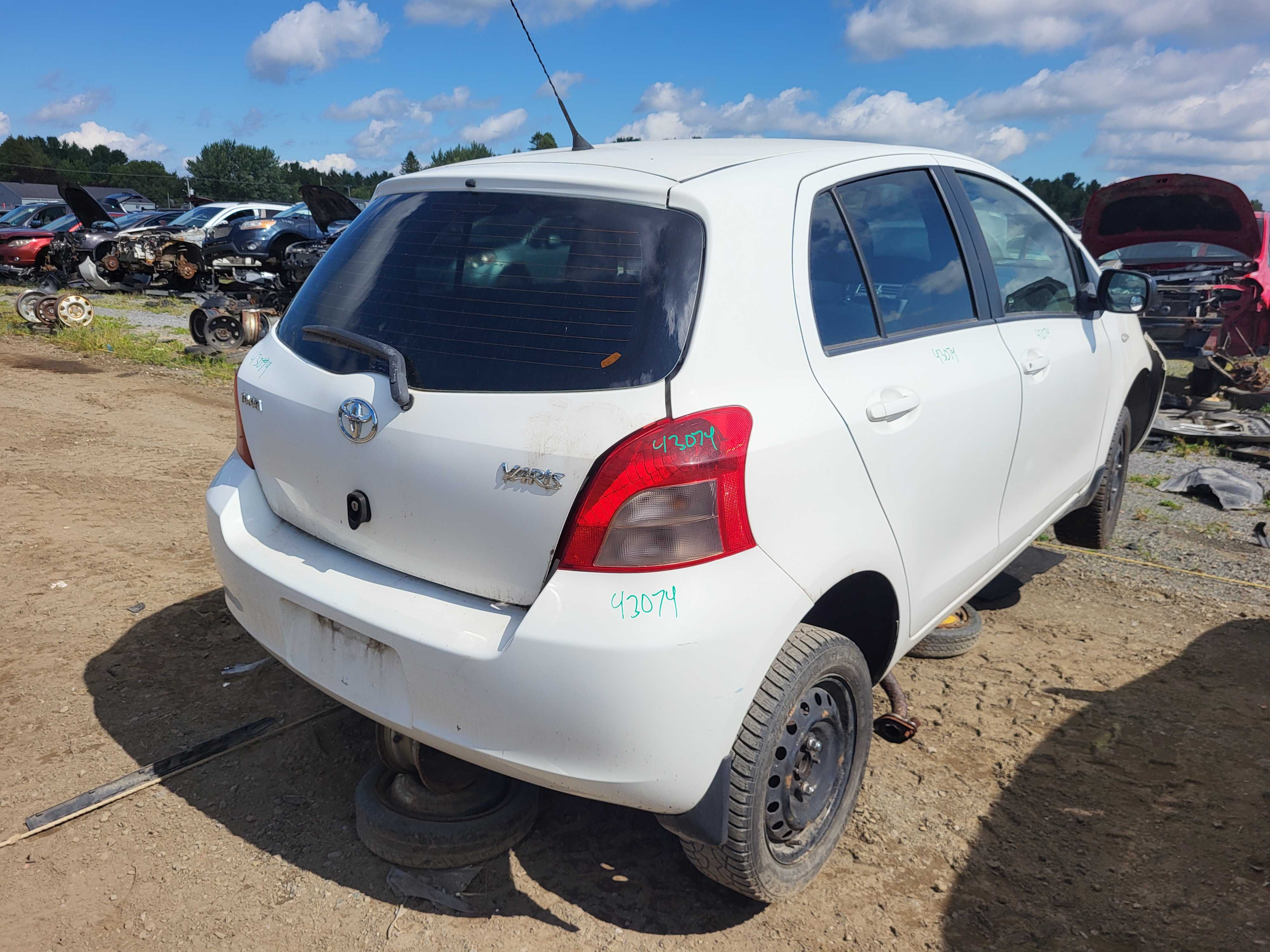 TOYOTA YARIS 2008
