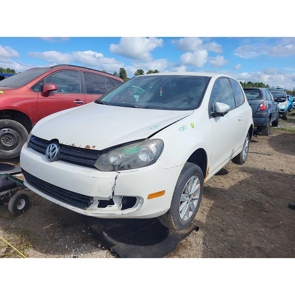 VOLKSWAGEN GOLF 2010