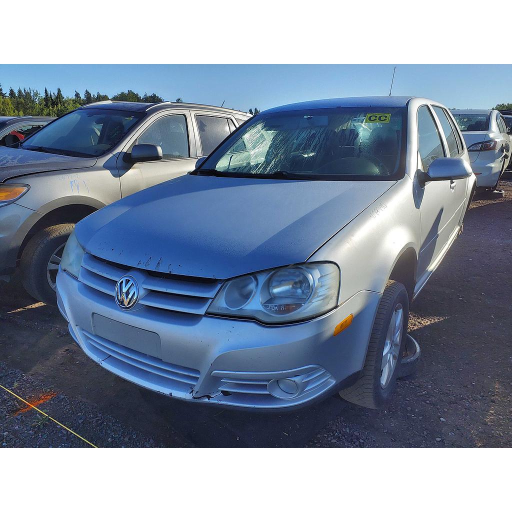 VOLKSWAGEN GOLF 2010