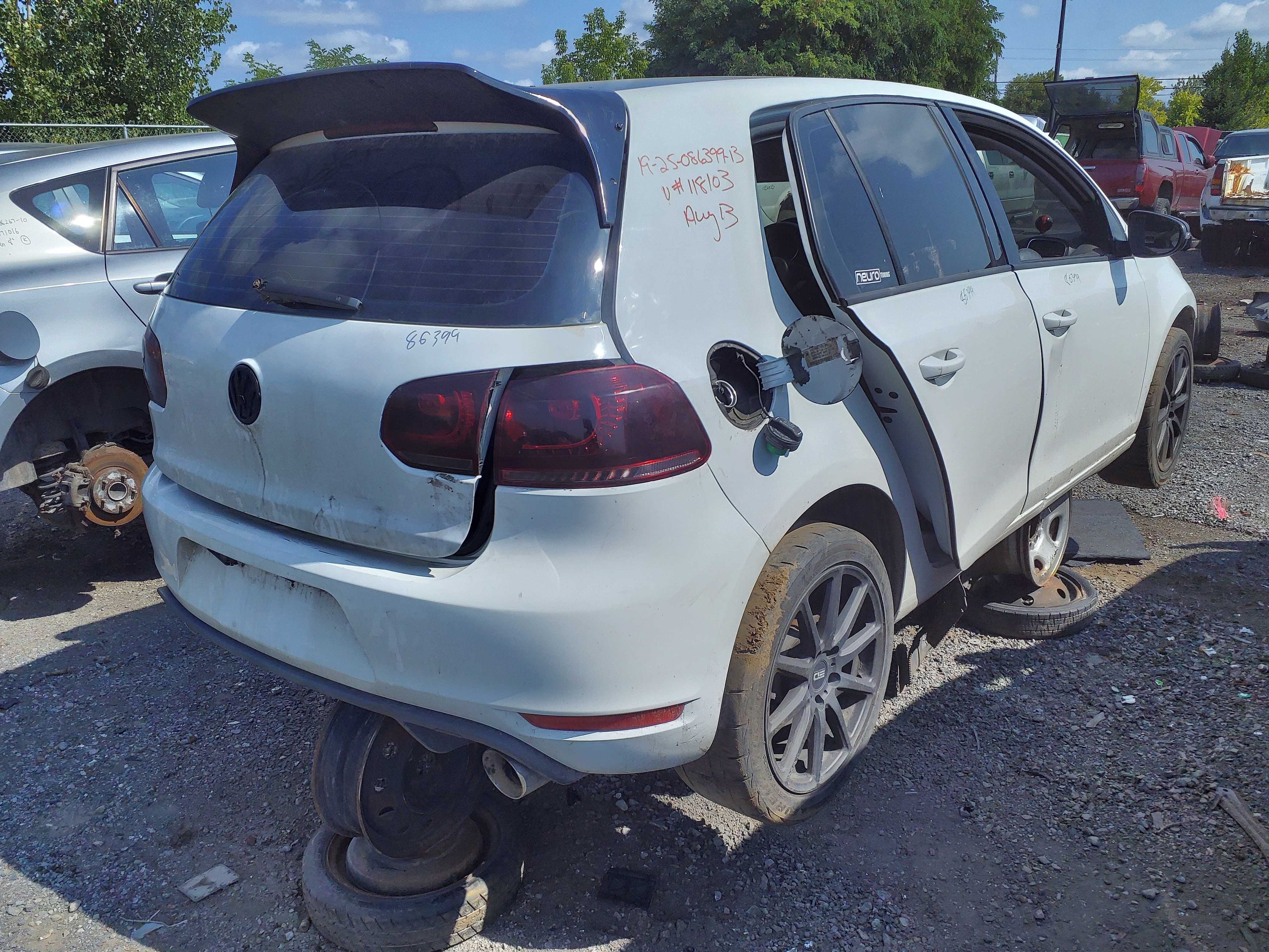 VOLKSWAGEN GOLF 2013
