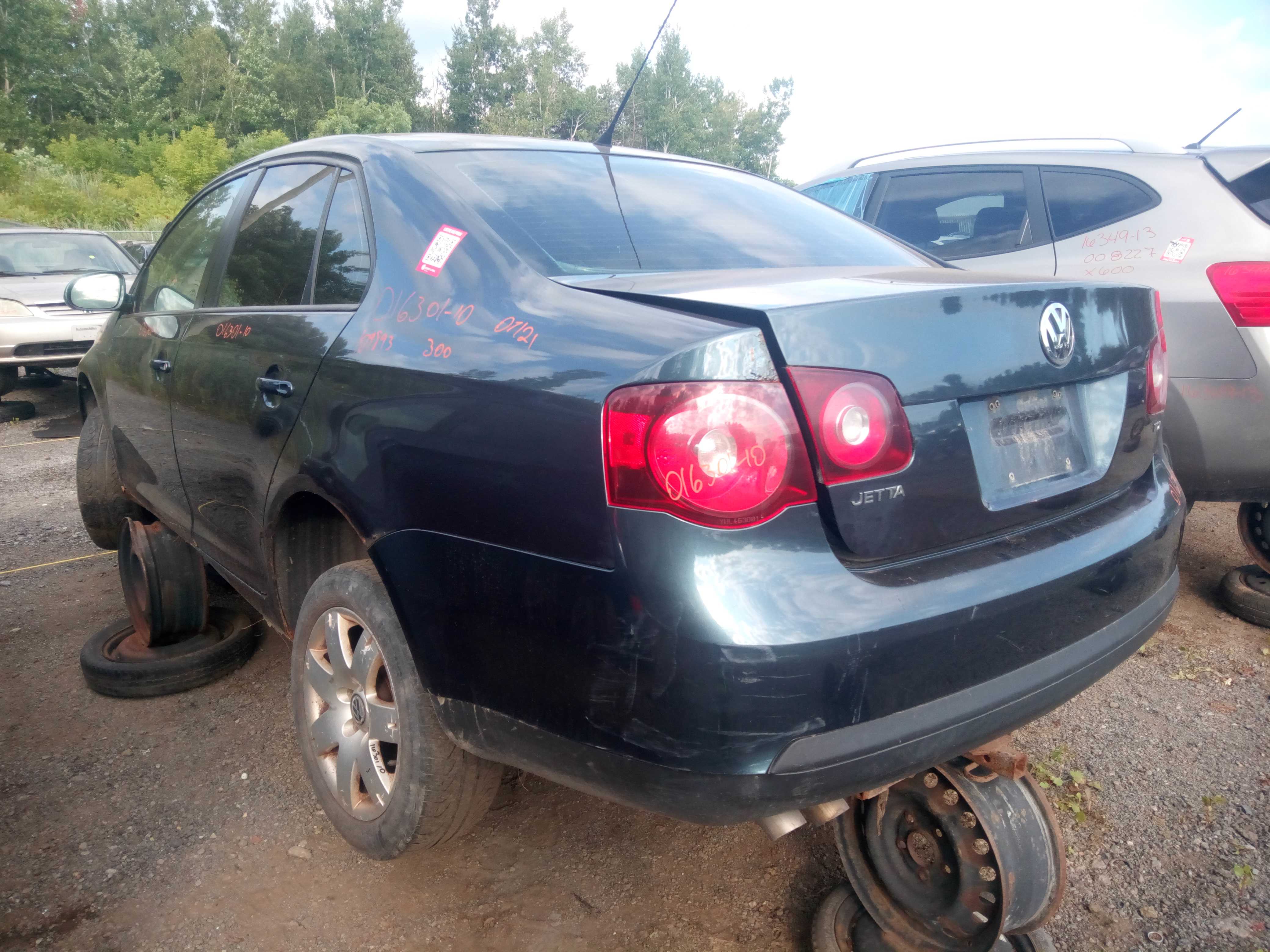 VOLKSWAGEN JETTA 2010