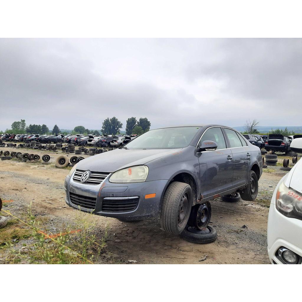VOLKSWAGEN JETTA 2010