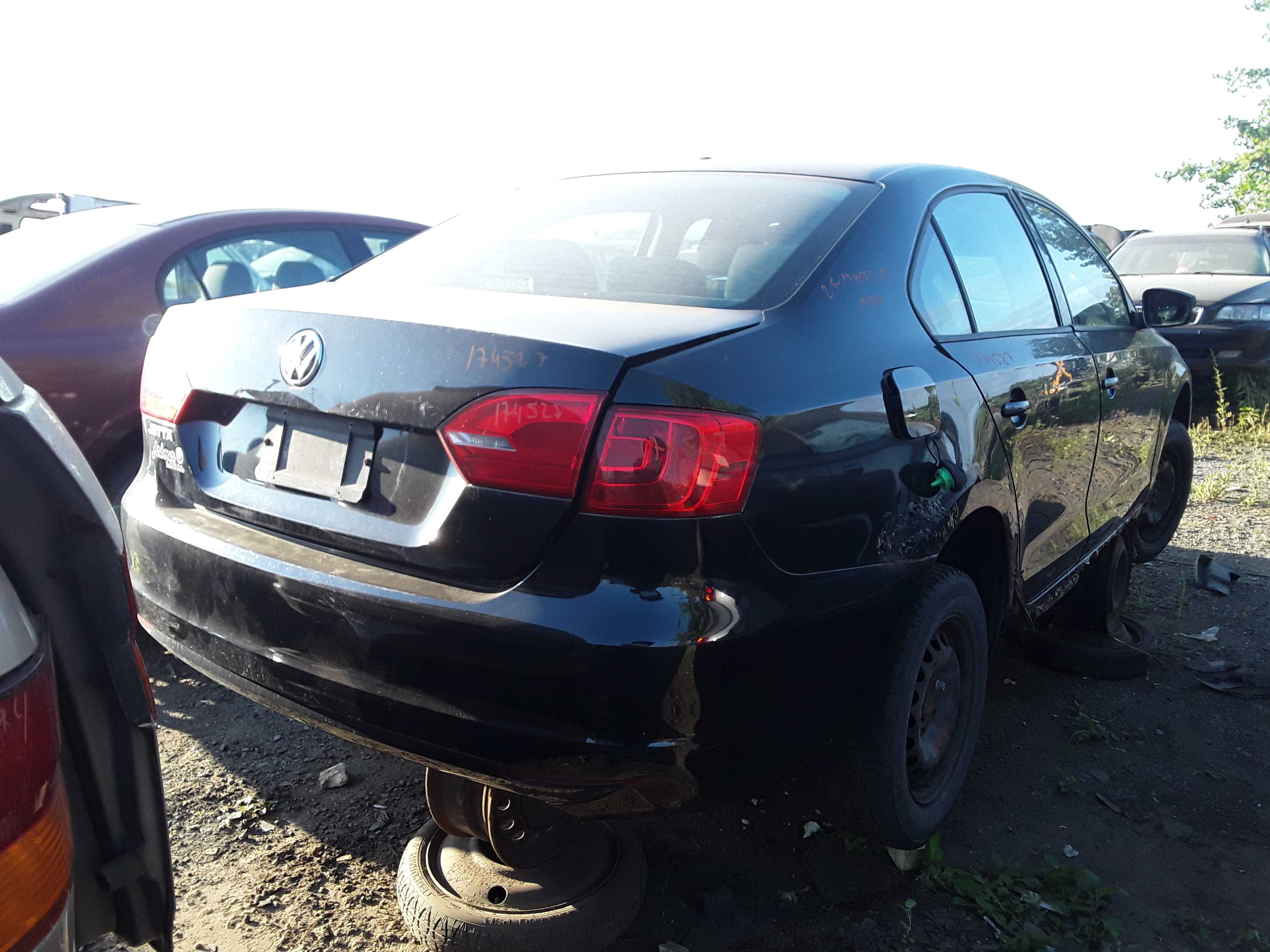 VOLKSWAGEN JETTA 2012